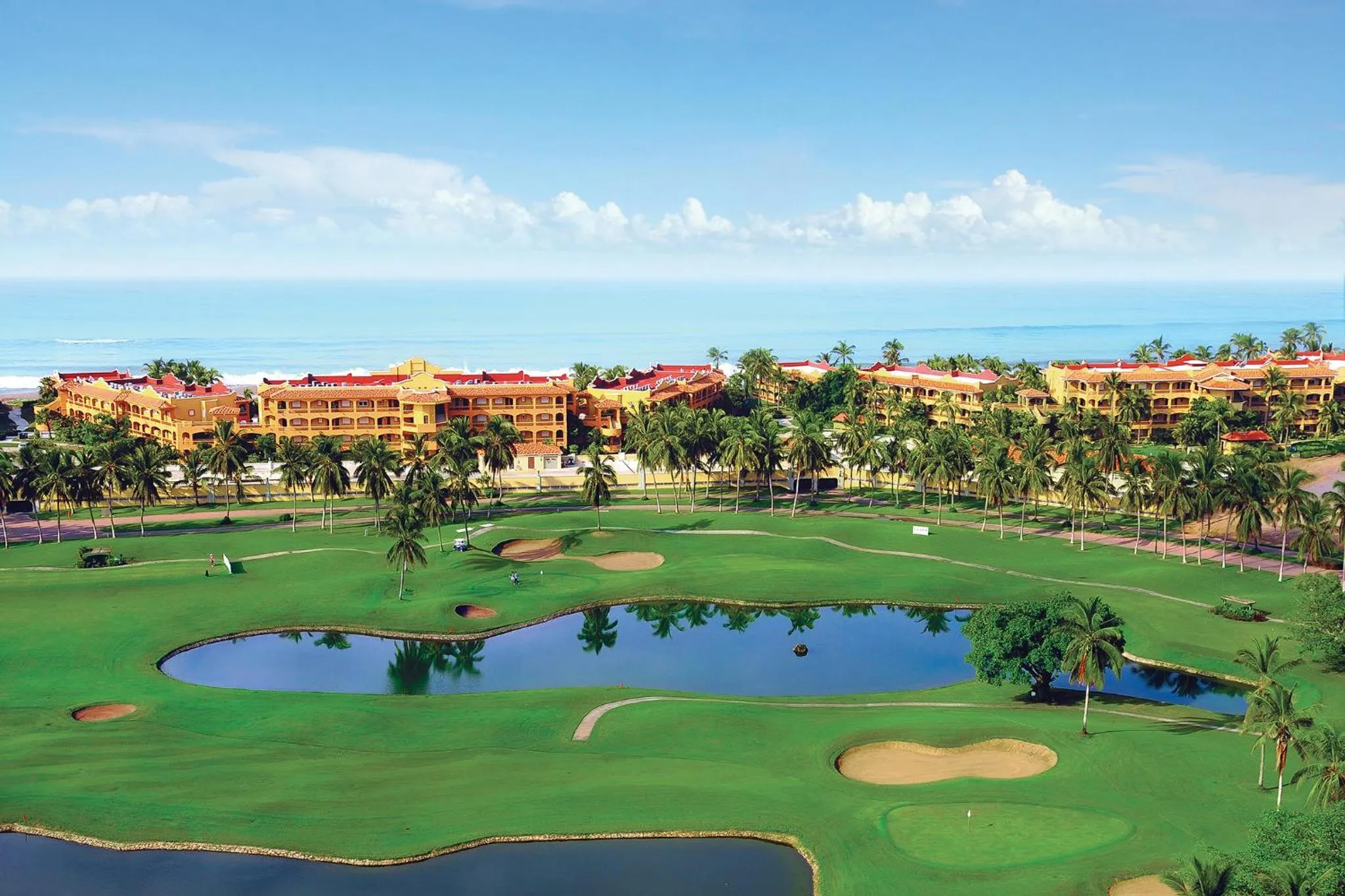 Golfcourse in Las Villas Hotel & Golf By Estrella del Mar