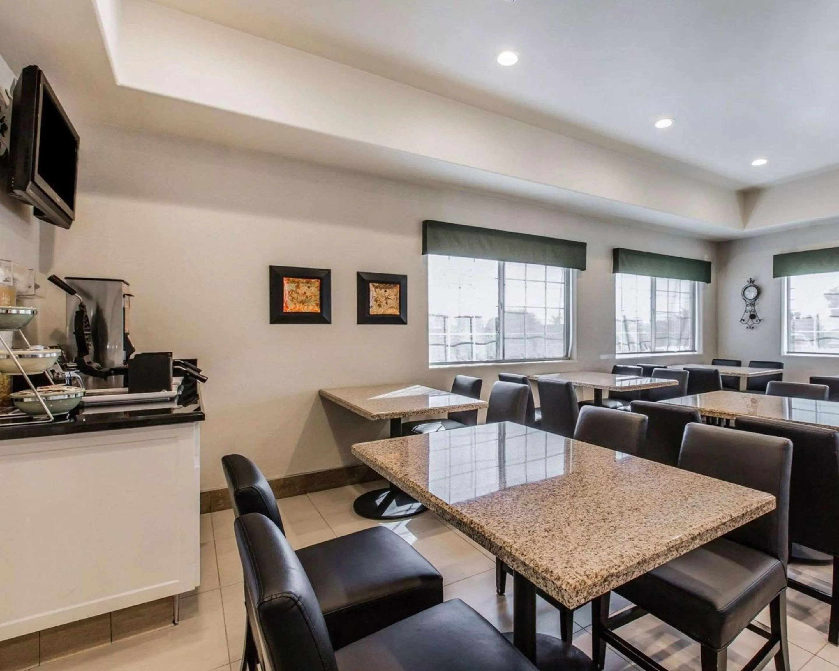 Restaurant/places to eat in Quality Inn Rosemead-Los Angeles