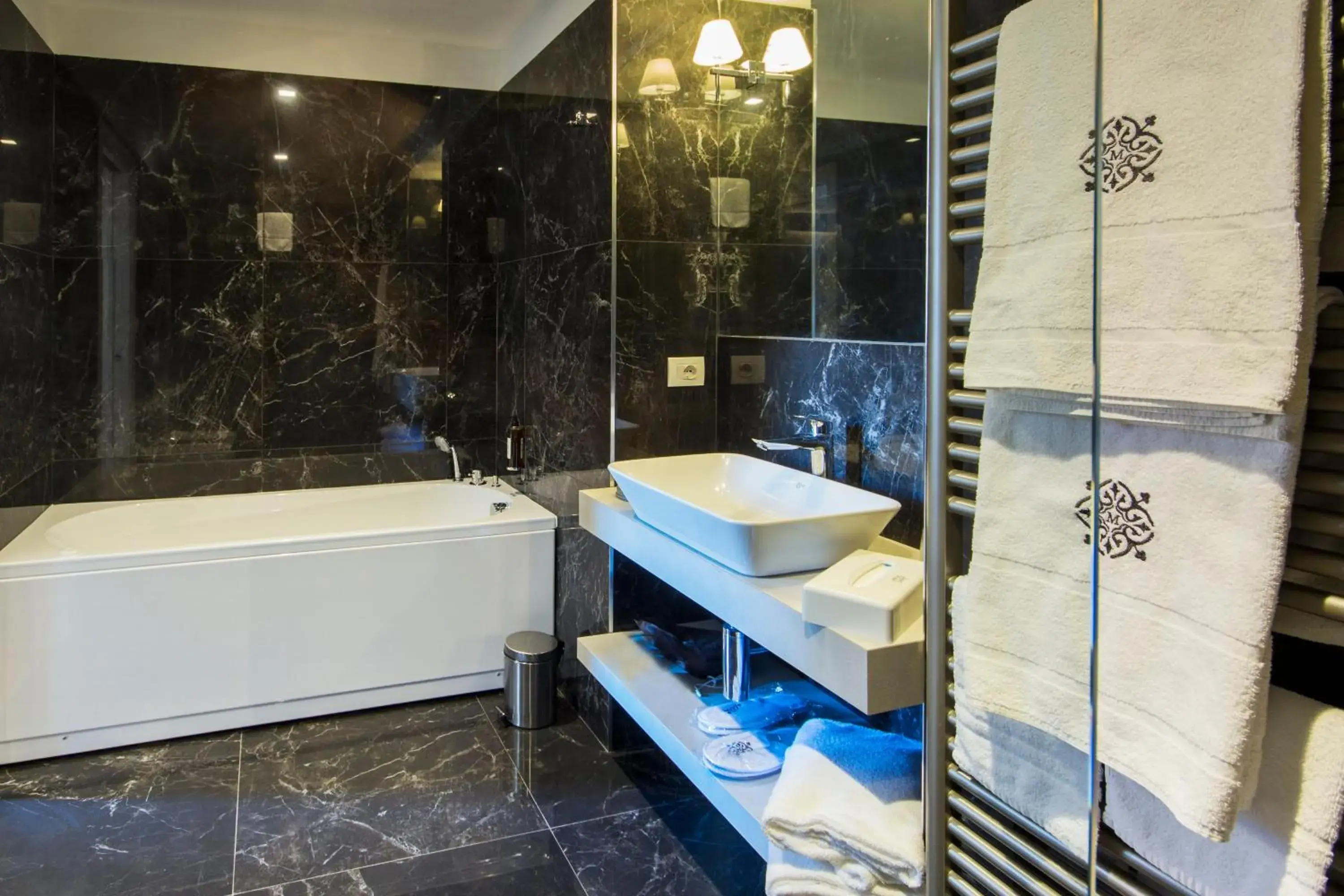 Shower, Bathroom in Mediterraneo Emotional Hotel & Spa