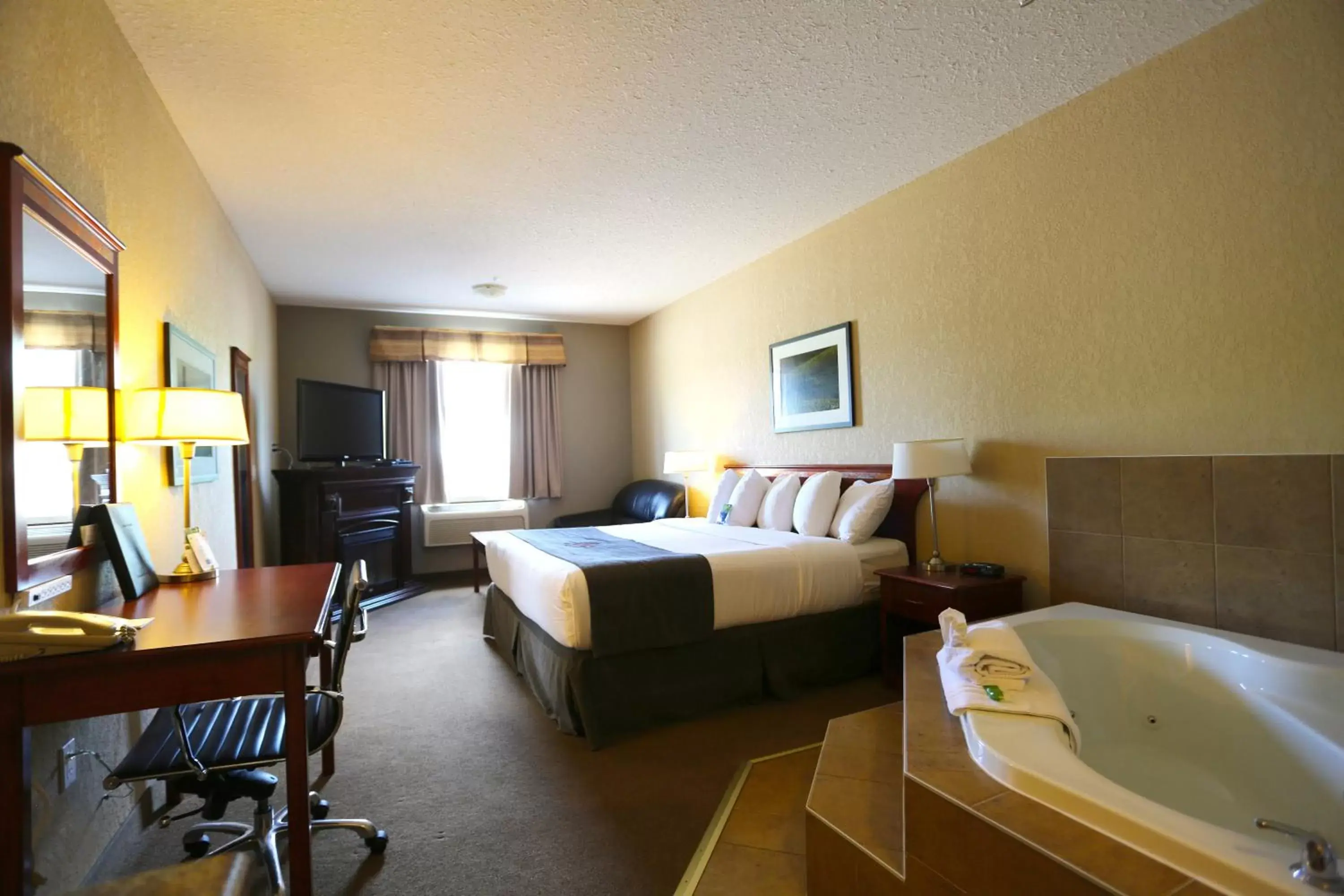 Photo of the whole room in Lakeview Inns & Suites - Fort Nelson