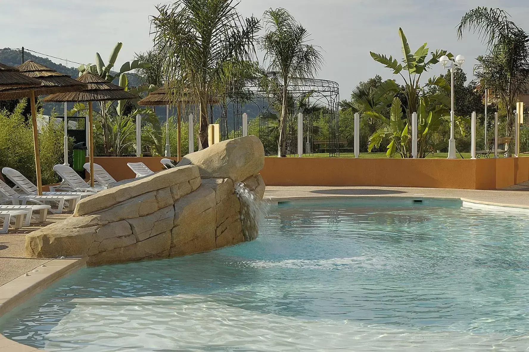 Swimming Pool in Hotel Lou Castelet