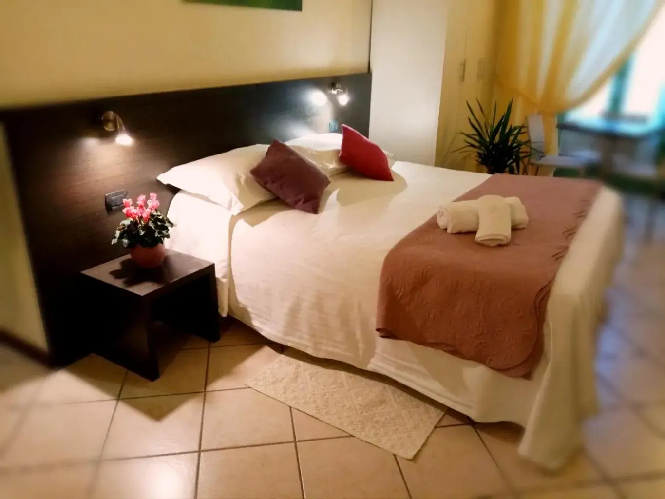 Bedroom, Bed in Hotel Ligure