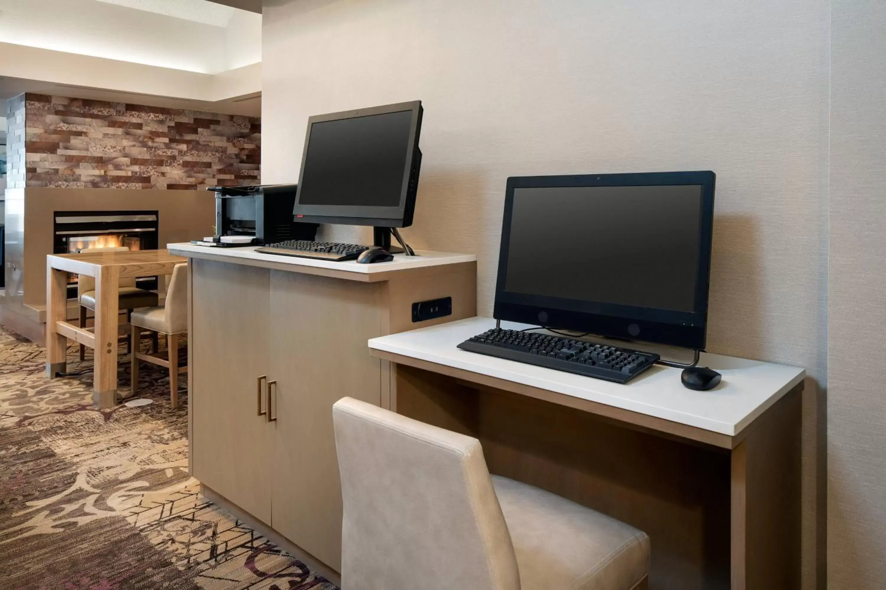 Business facilities, TV/Entertainment Center in Residence Inn by Marriott Las Vegas Convention Center