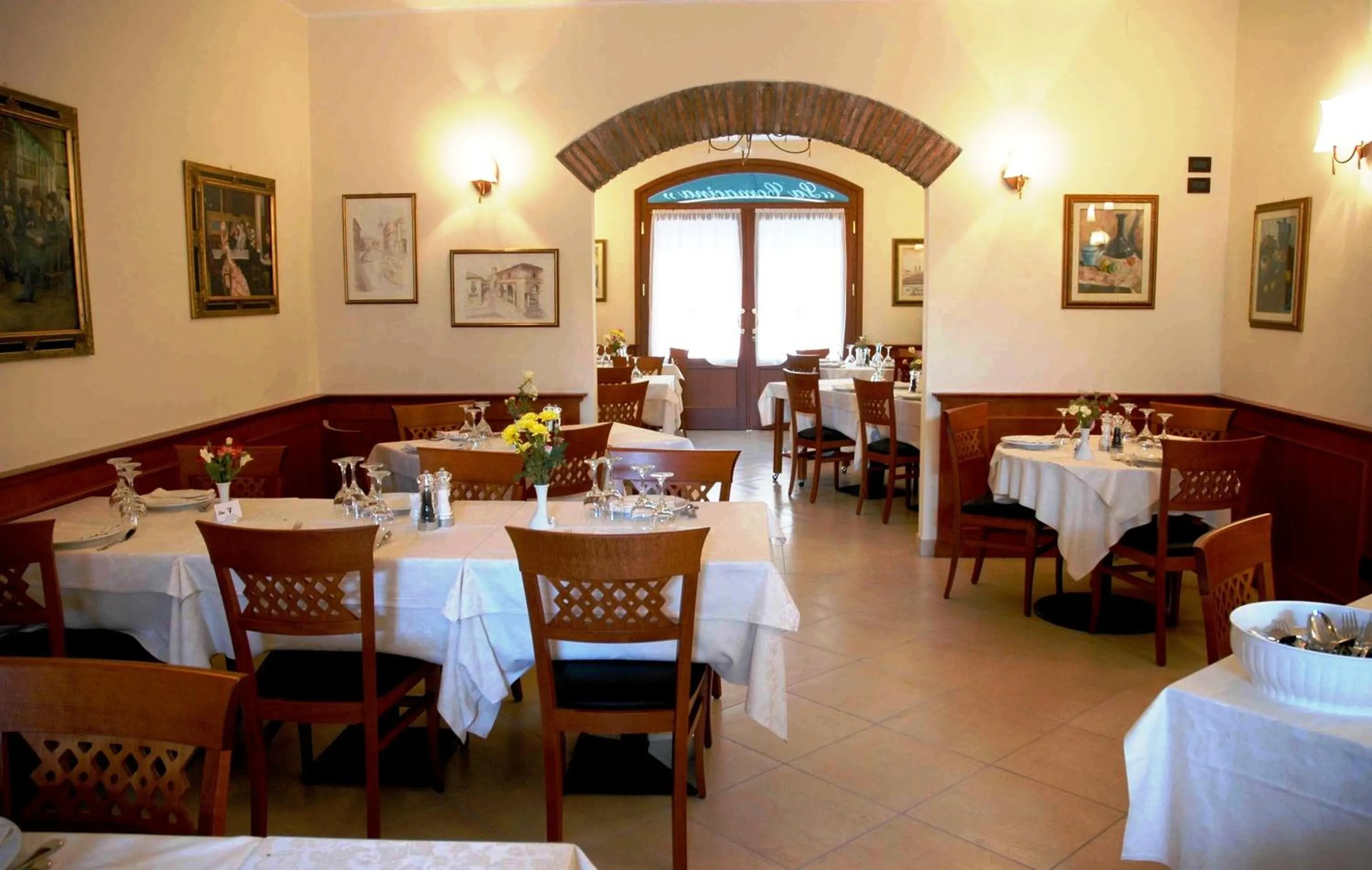 Restaurant/places to eat in Locanda La Comacina
