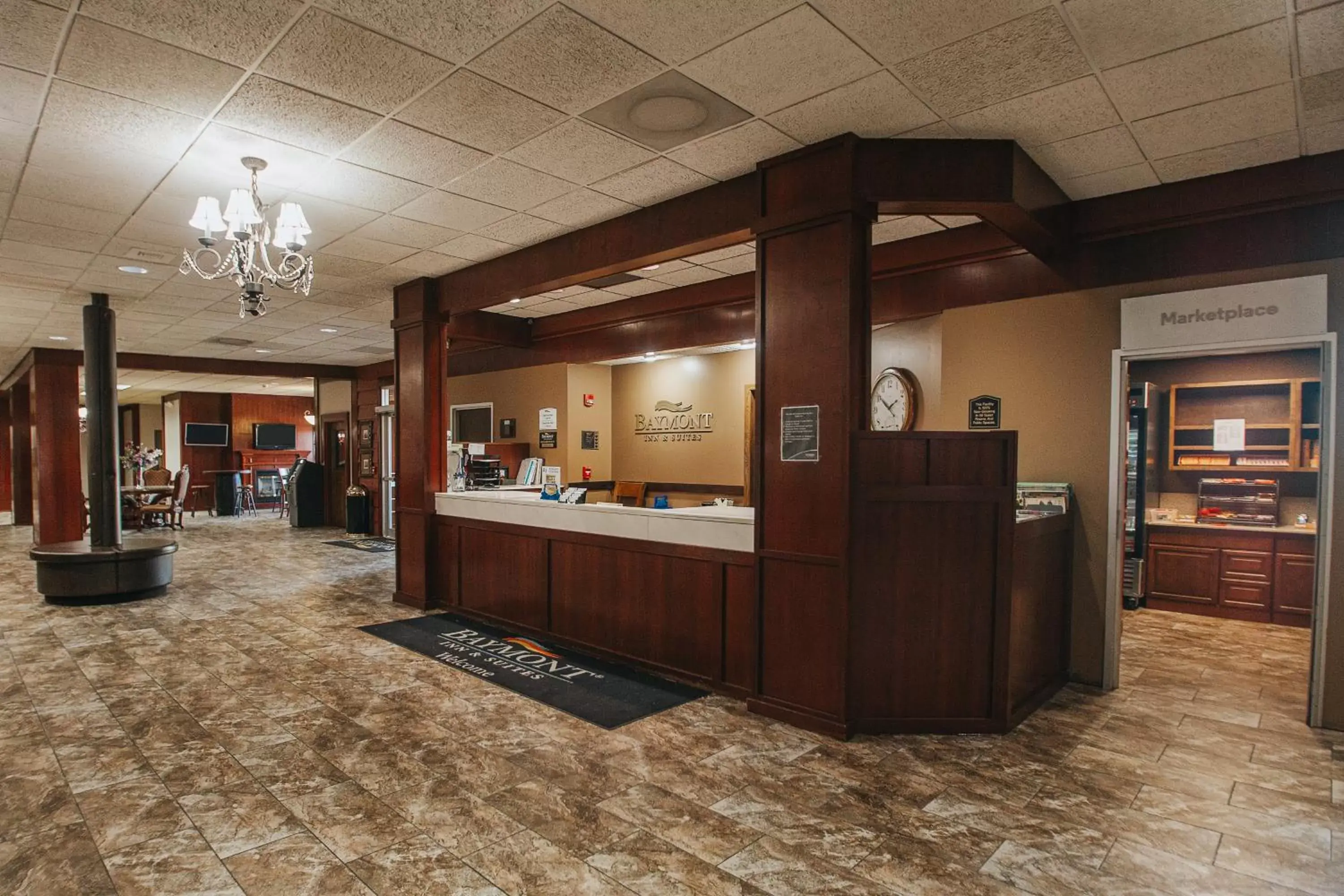 Lobby or reception, Lobby/Reception in Baymont by Wyndham Mandan Bismarck Area