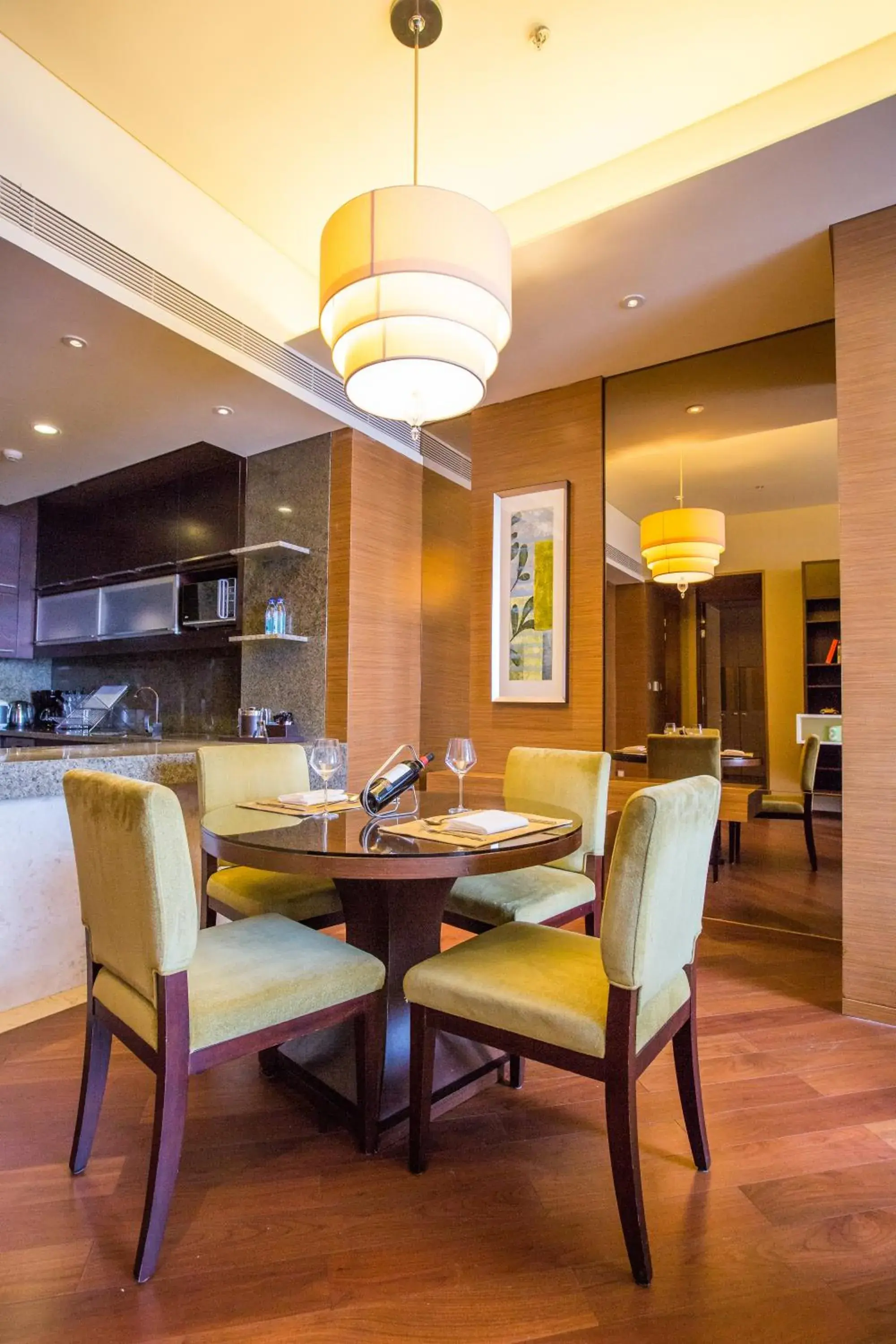 Dining area, Restaurant/Places to Eat in Marriott Executive Apartment Tianjin Lakeview