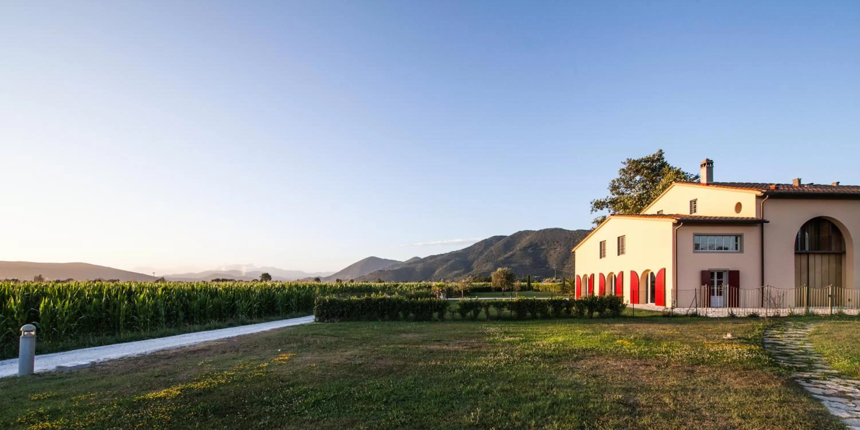 Property building in Cascina Canova