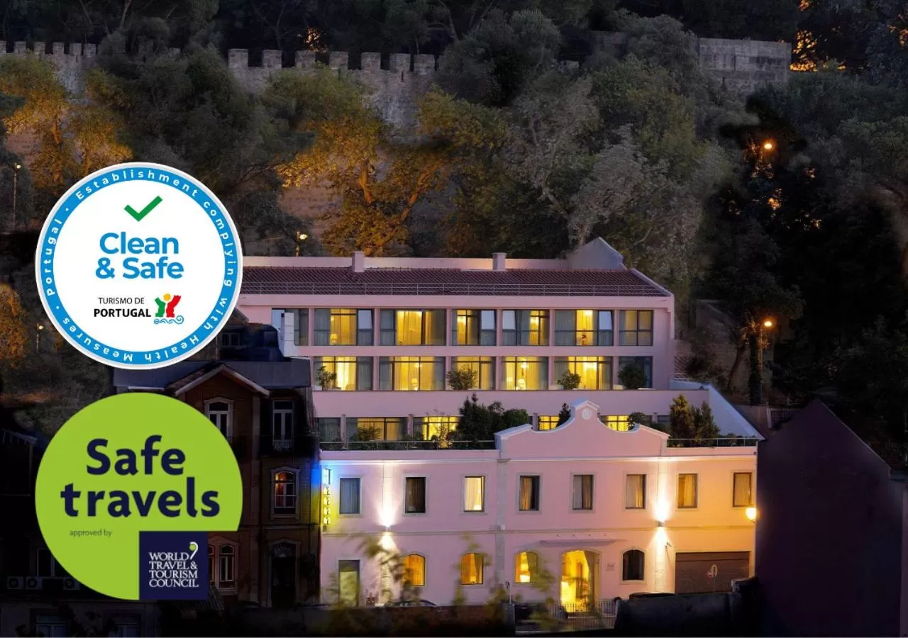 Facade/entrance in Olissippo Castelo