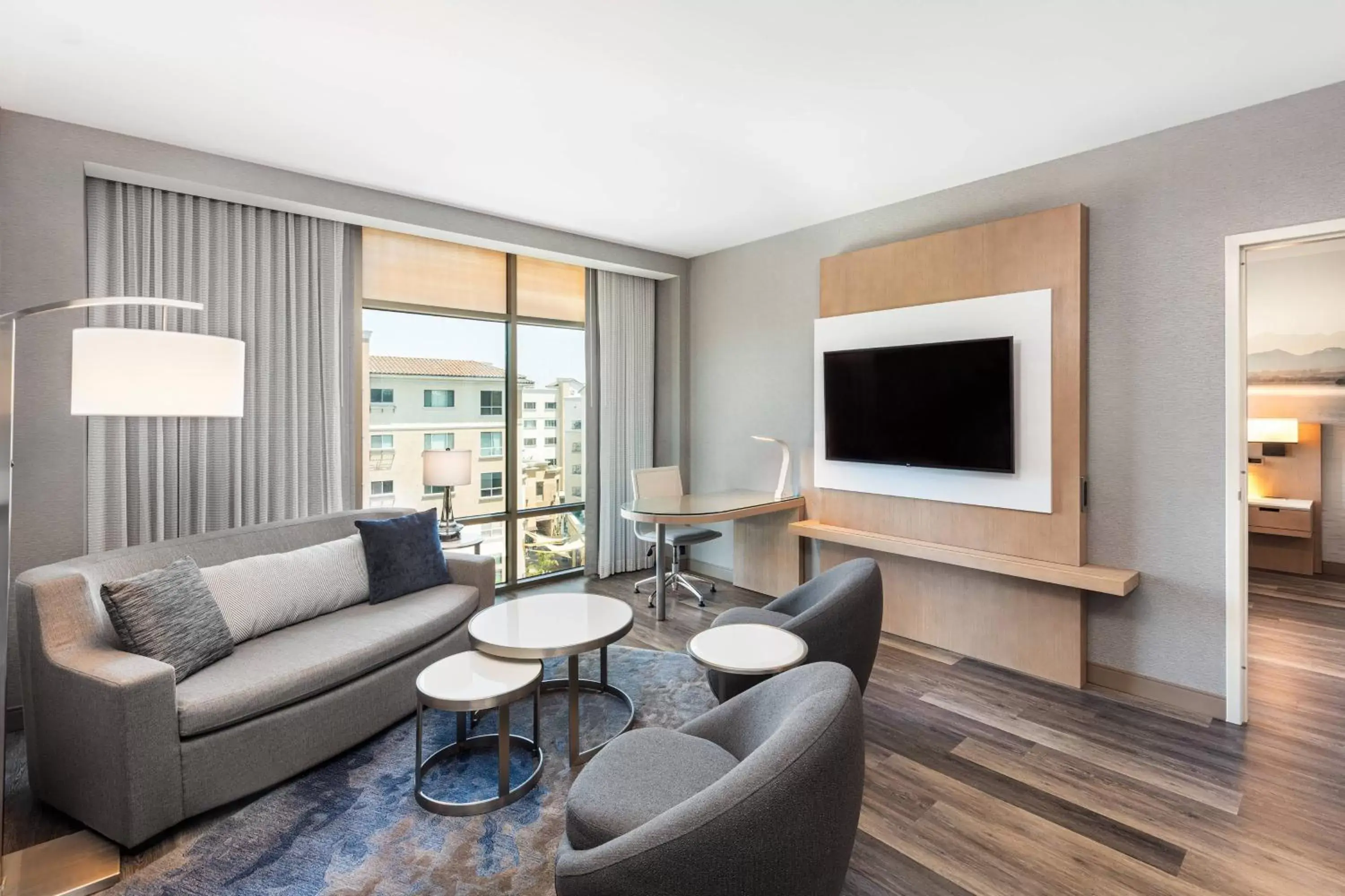 Living room, Seating Area in Courtyard by Marriott Los Angeles Monterey Park