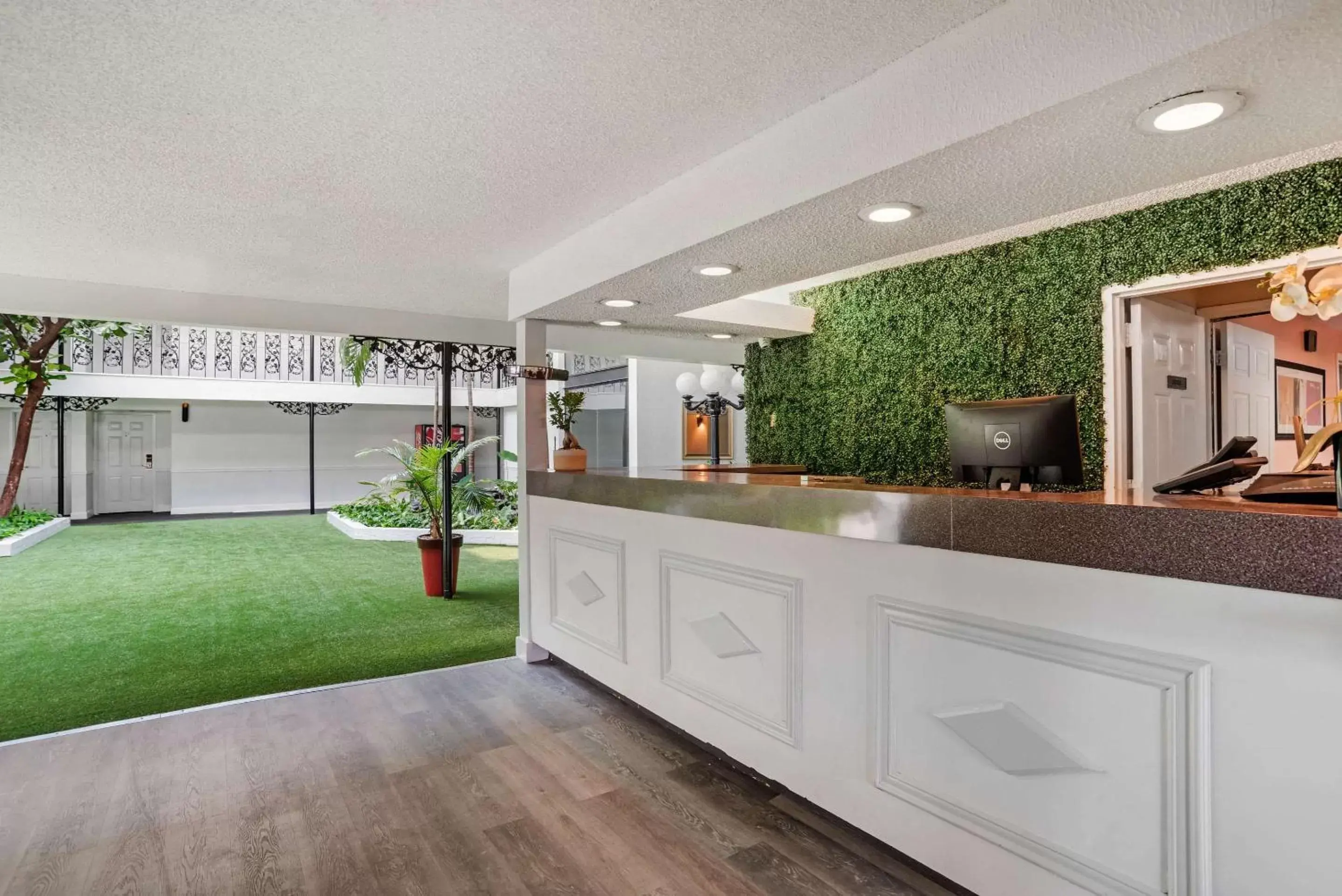 Lobby or reception in Baymont by Wyndham Montgomery AL Lobby or reception in Baymont by Wyndham Montgomery AL