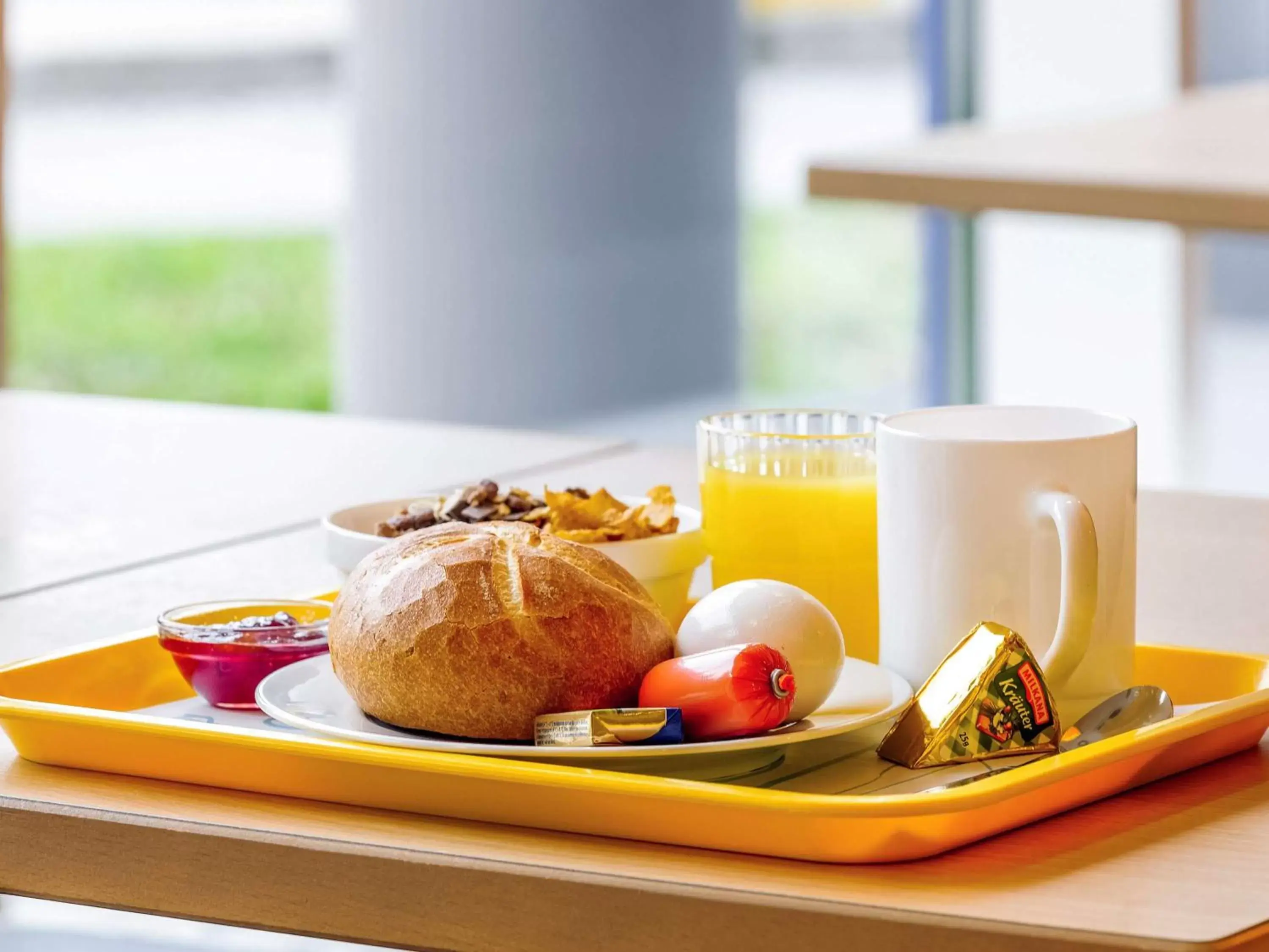 Restaurant/places to eat, Breakfast in Ibis Budget Málaga Centro