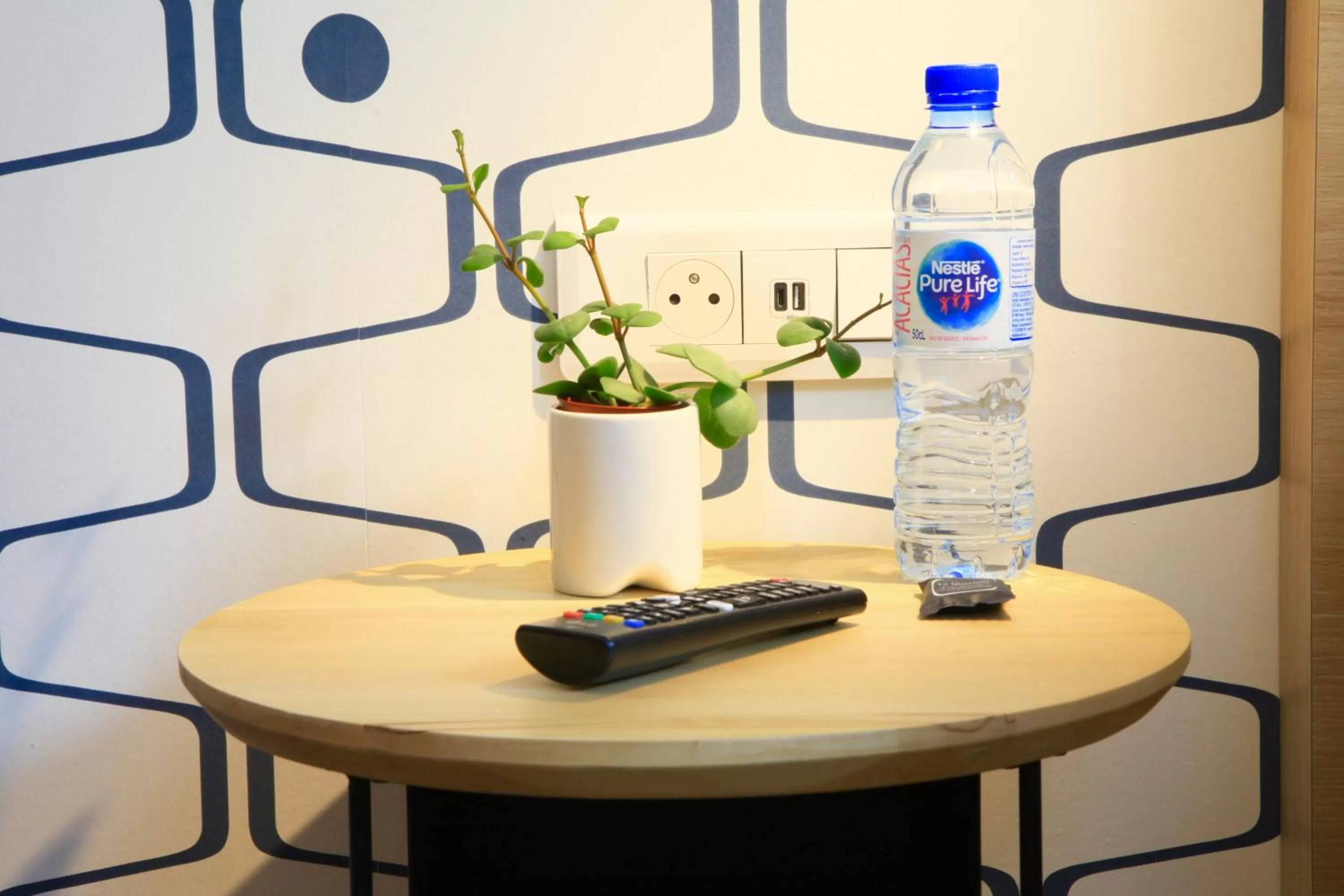 Bedroom in Logis Hôtels- Hôtel Marguerite d'Anjou Angers château