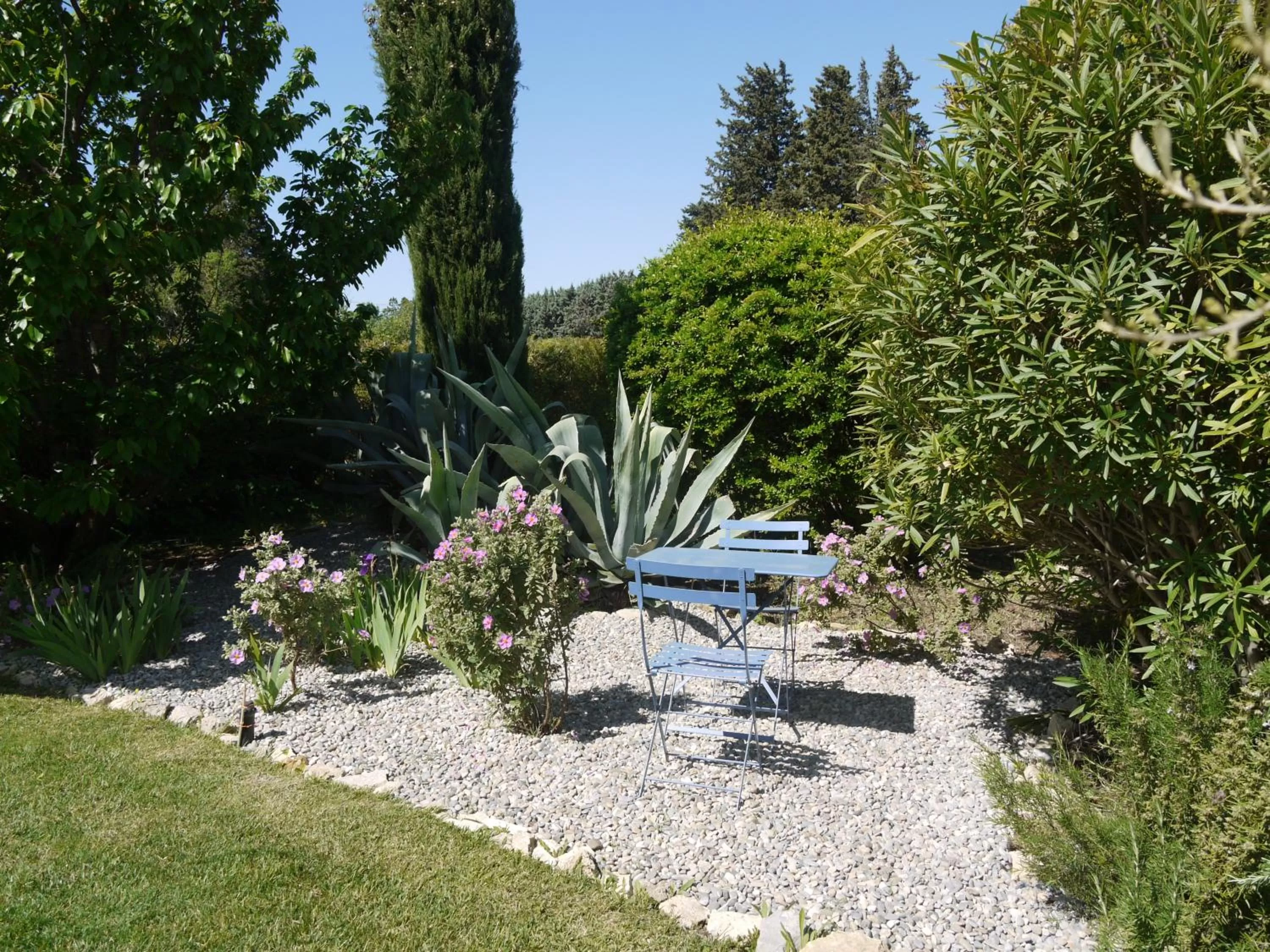 Patio in Mas des Marguerites
