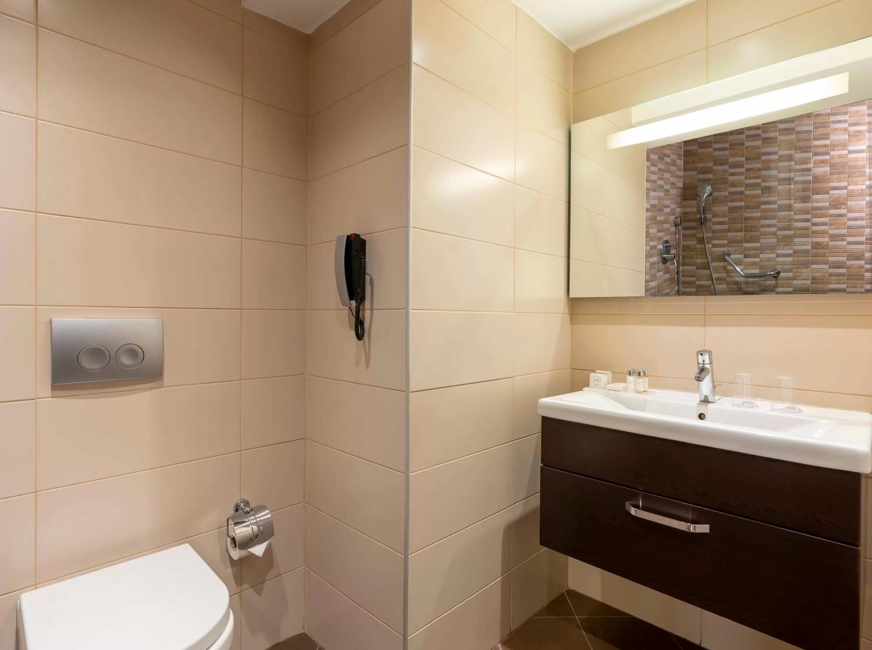 Bathroom in Occidental Taksim