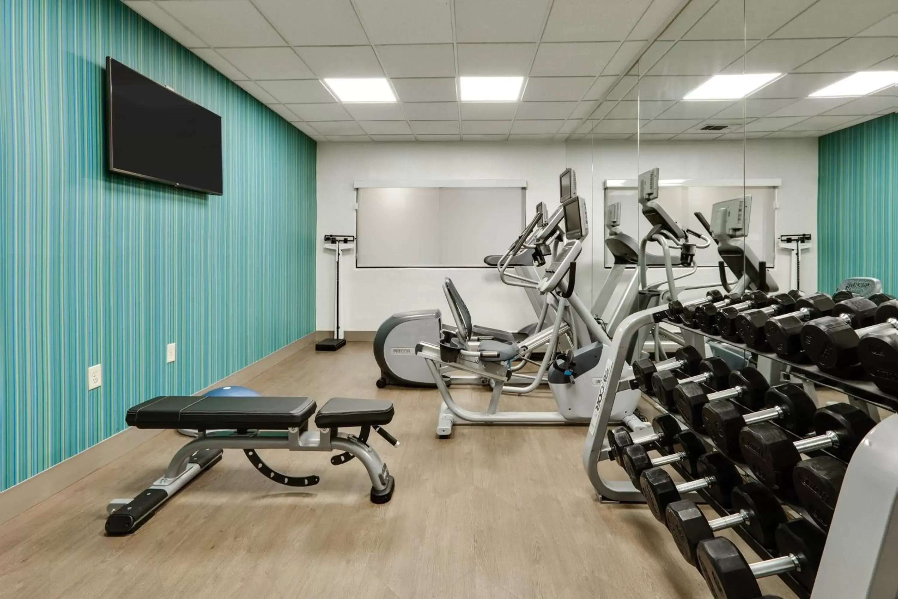 Fitness centre/facilities, Fitness Center/Facilities in Holiday Inn Express Hotel & Suites Duncanville, an IHG Hotel