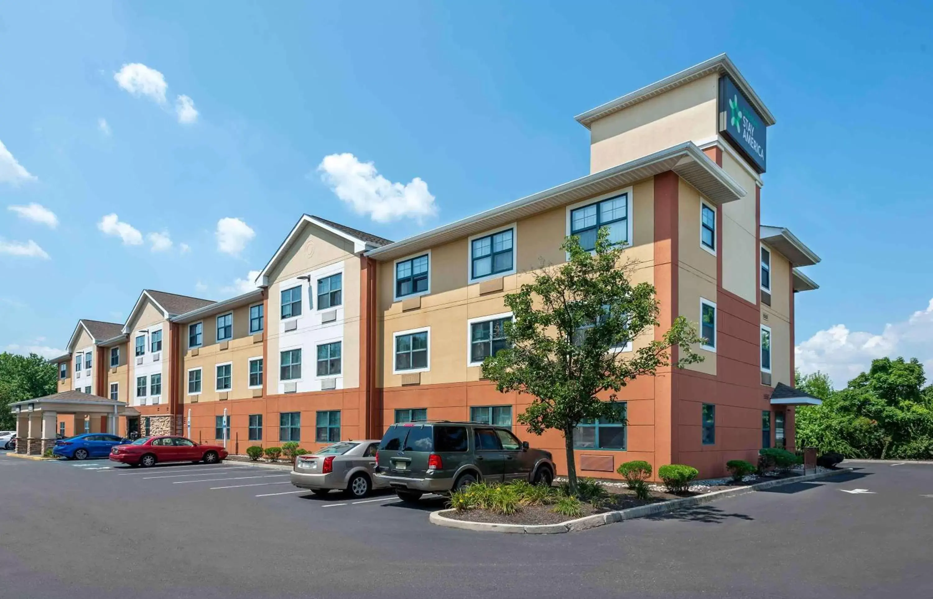 Property Building in Extended Stay America Suites - Philadelphia - Cherry Hill