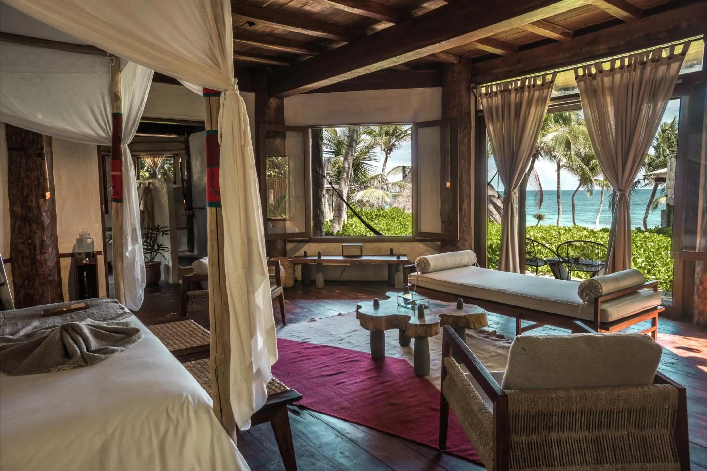 Photo of the whole room, Bed in Delek Tulum