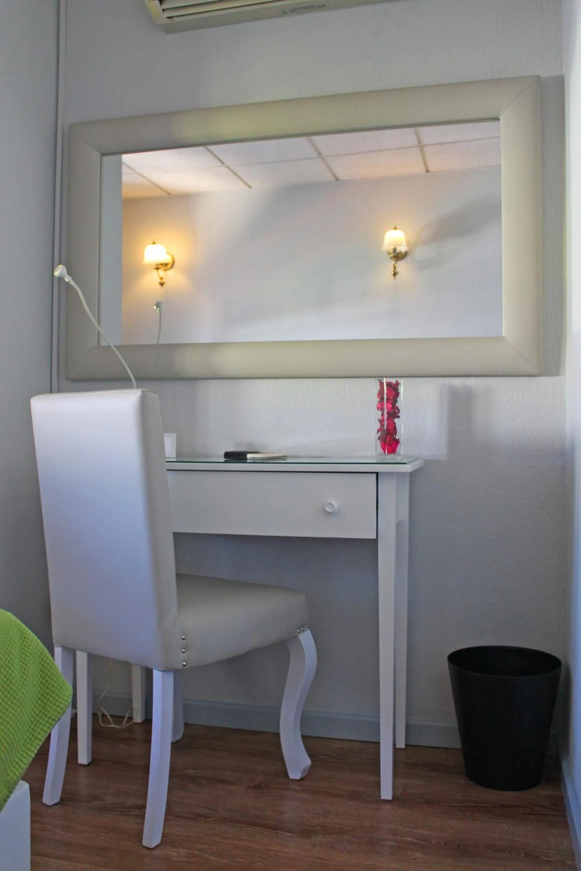 Bedroom in Hotel Porto Nobre