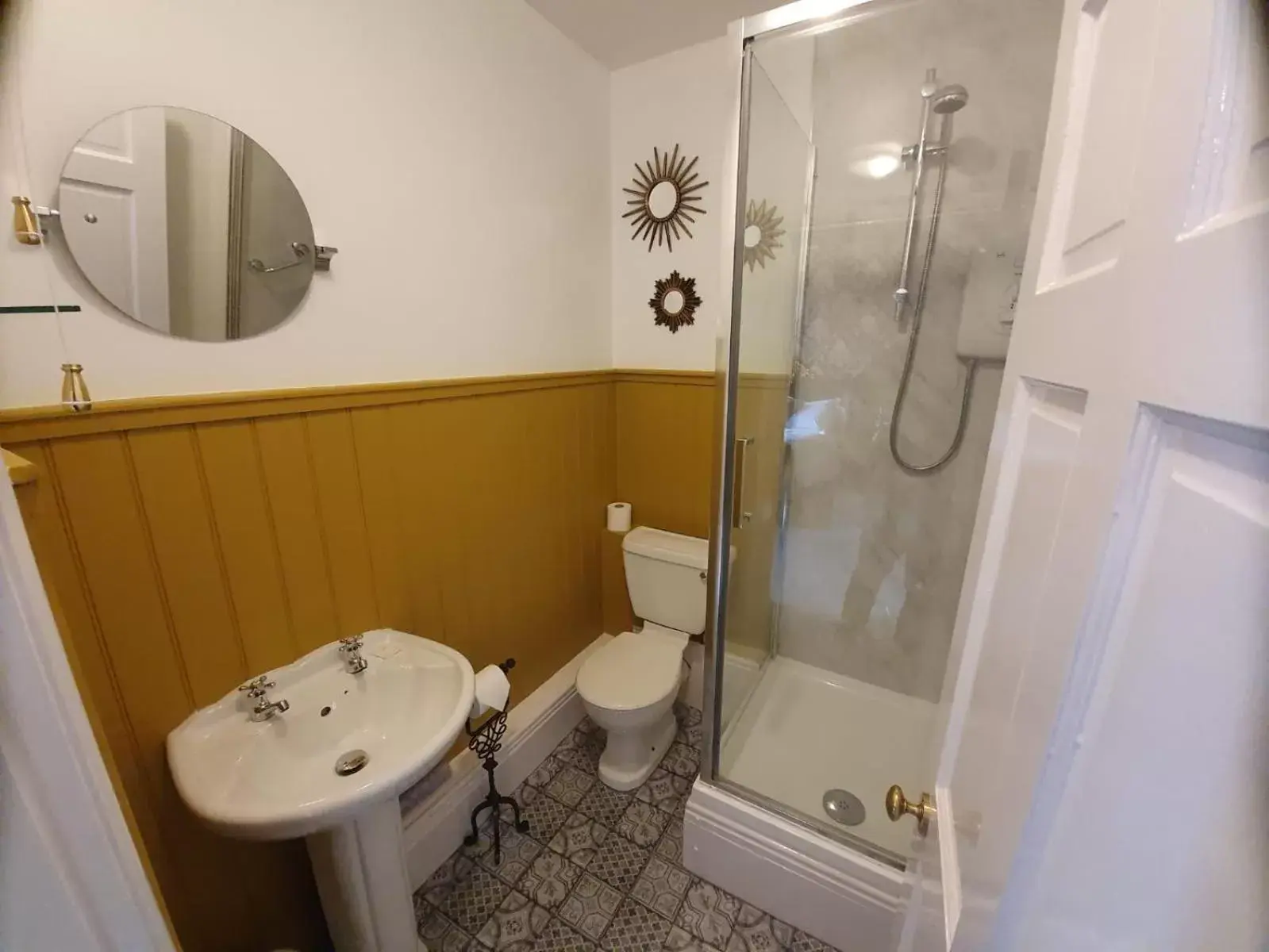 Bathroom in Albert House