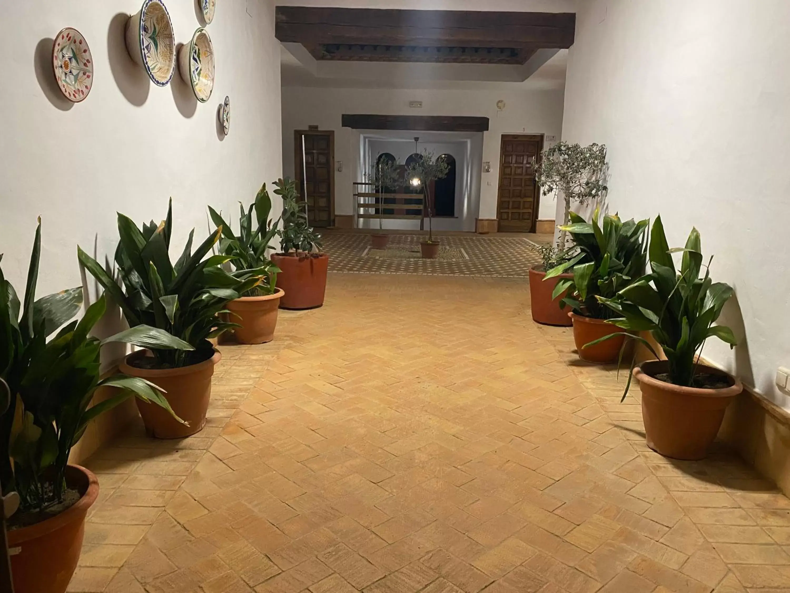 Property building, Lobby/Reception in Apartamentos Turísticos - Hostal Los Alisos