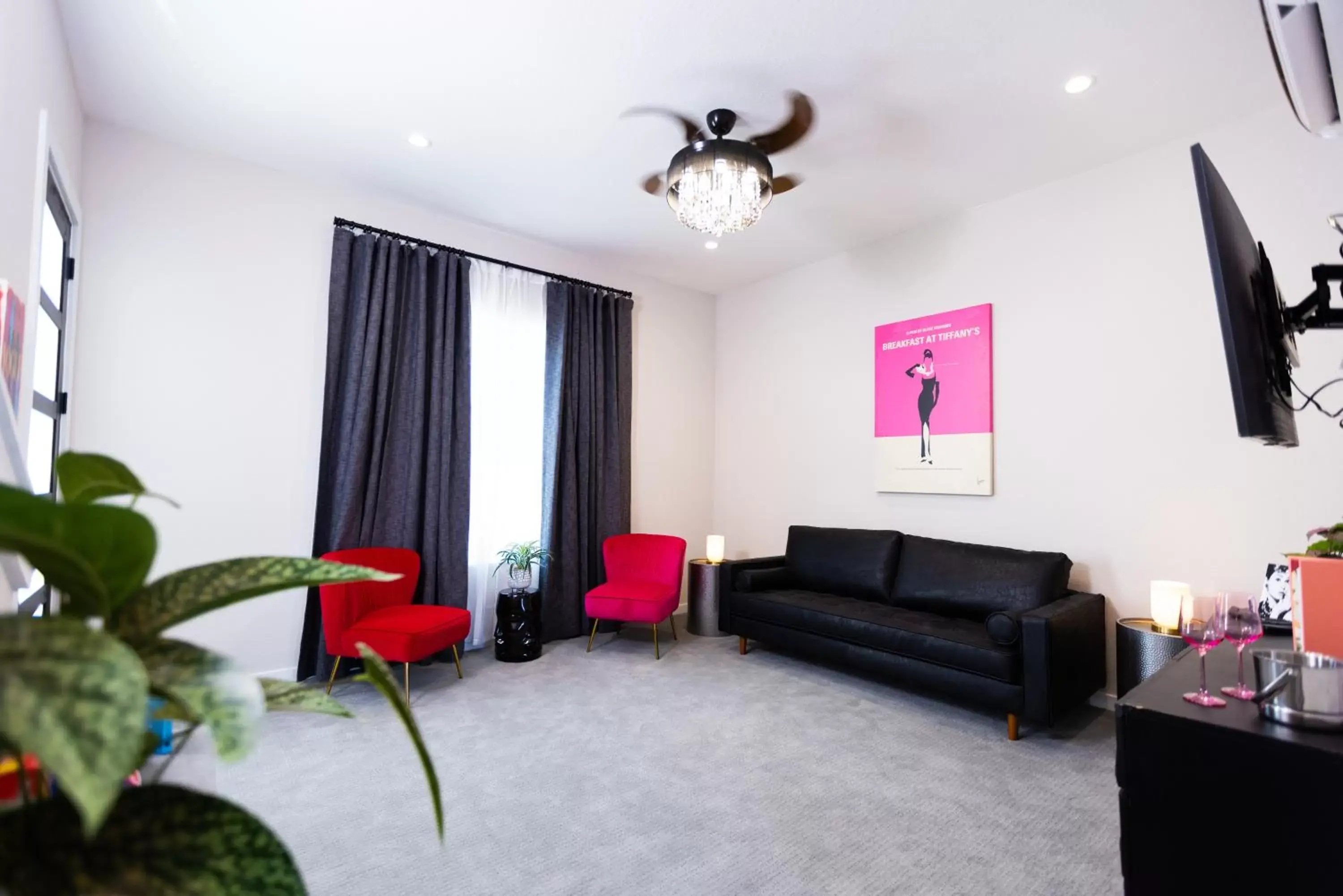 Living room, Seating Area in The Bentley Hotel on 290