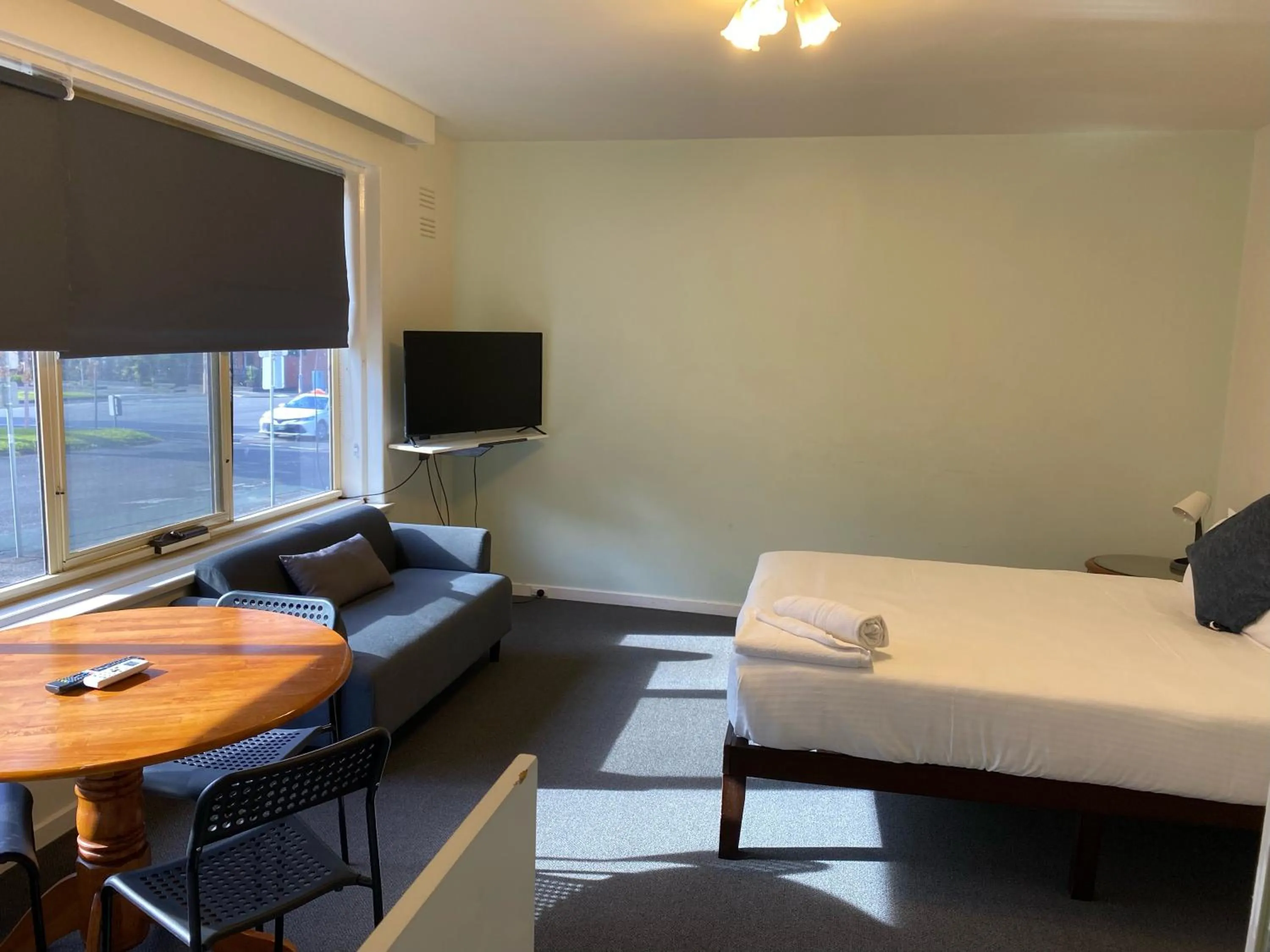 Bed in City Edge East Melbourne Apartment Hotel