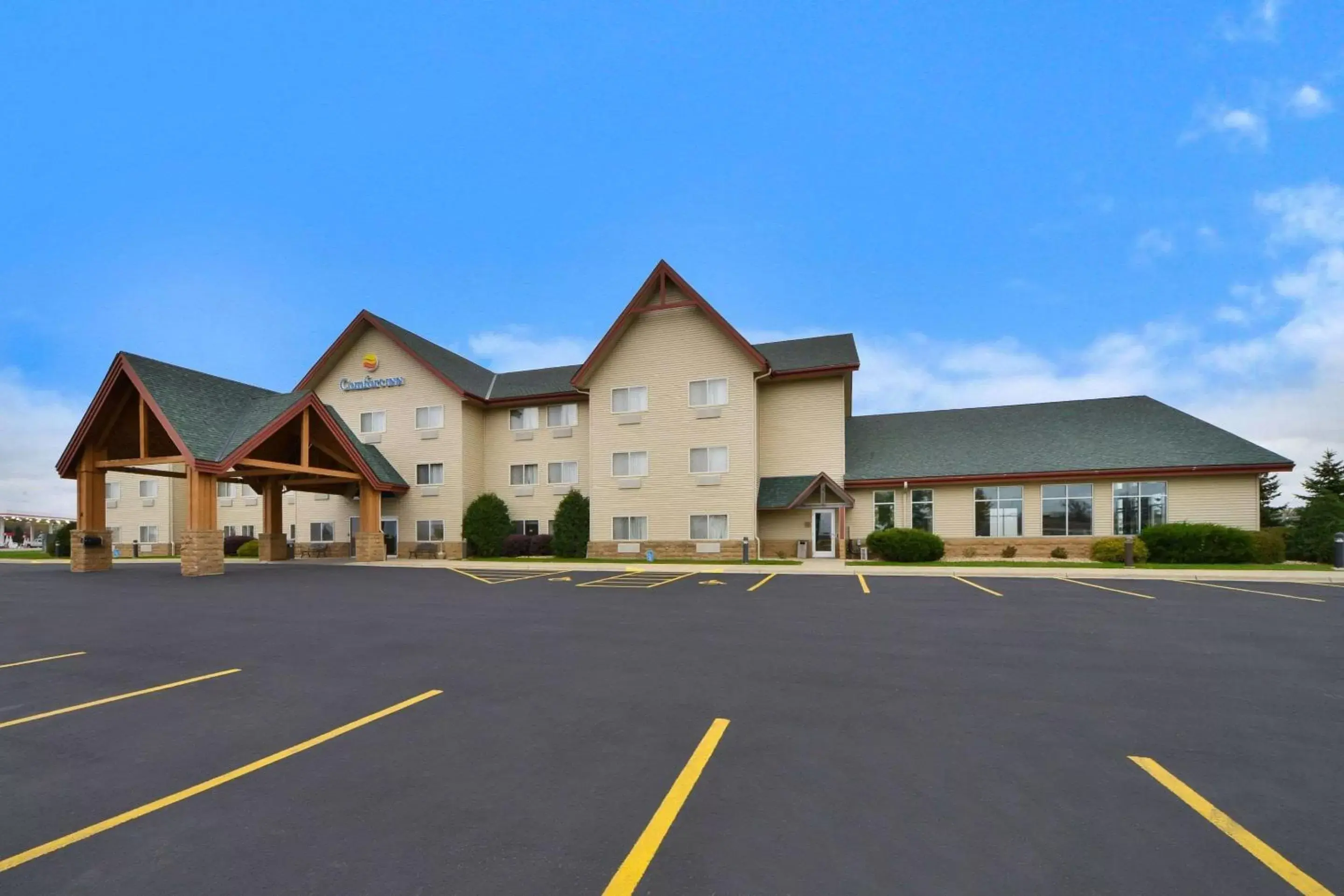 Property Building in Comfort Inn Albert Lea