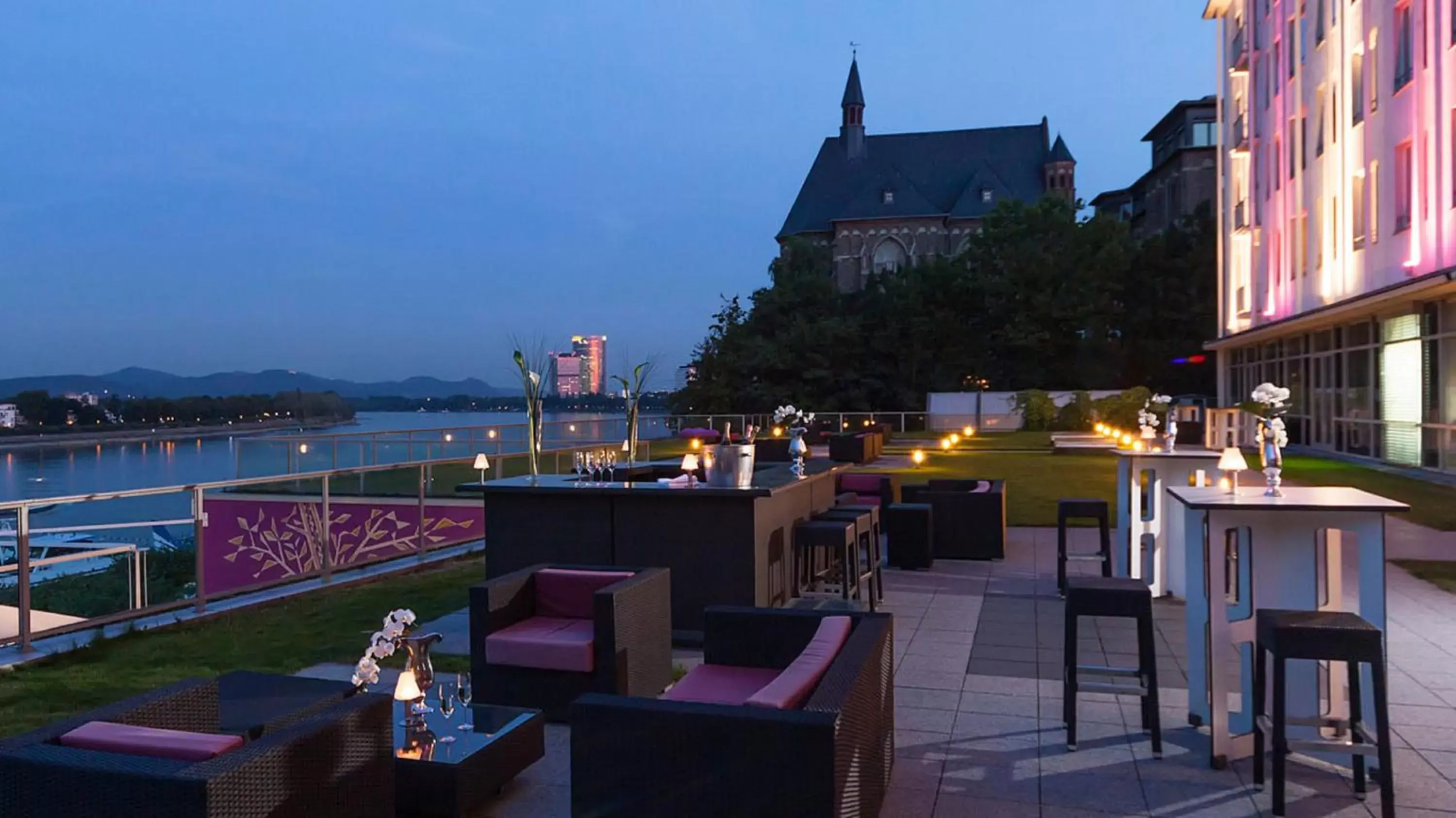 Patio in AMERON Bonn Hotel Königshof