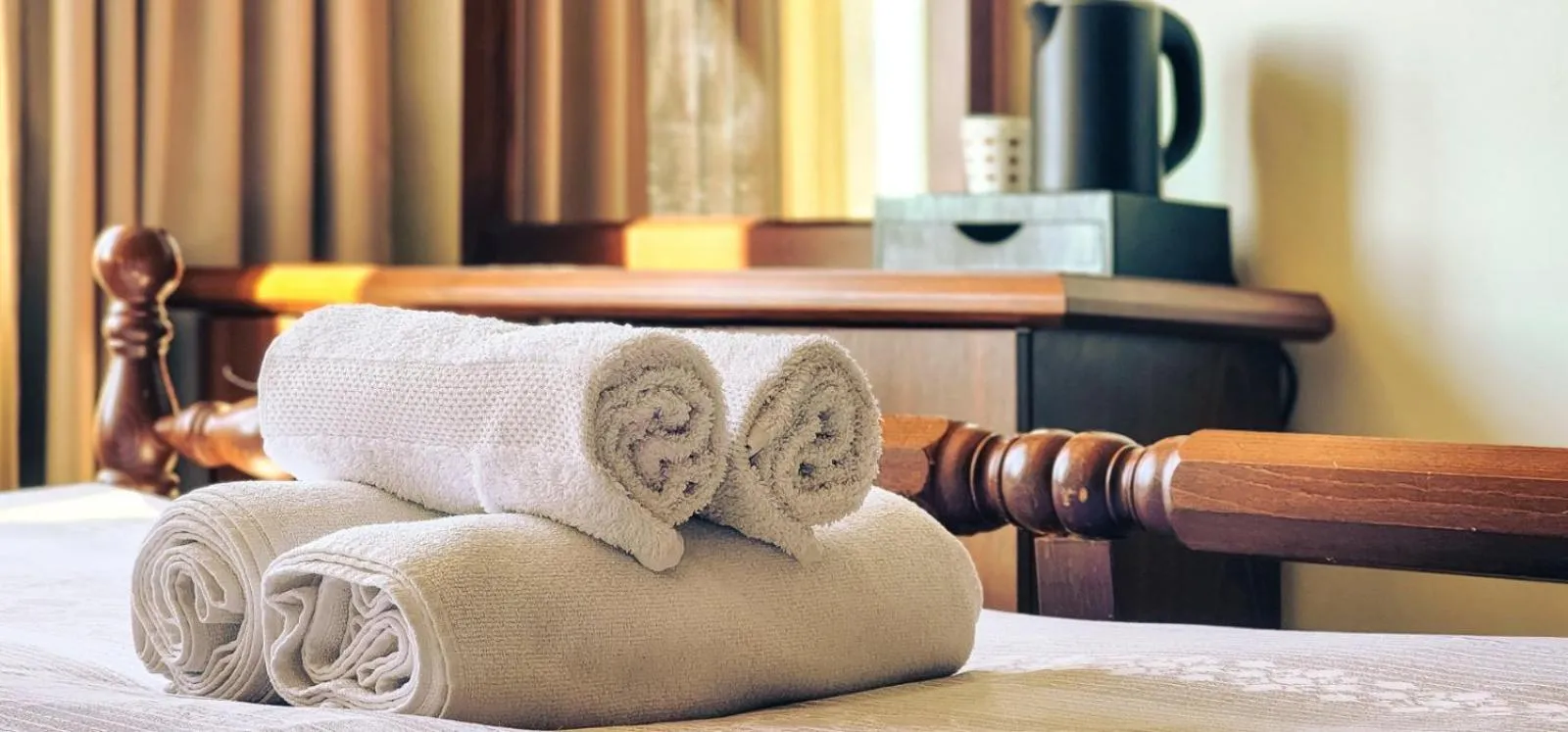 towels, Bed in Royal View Hotel and SPA