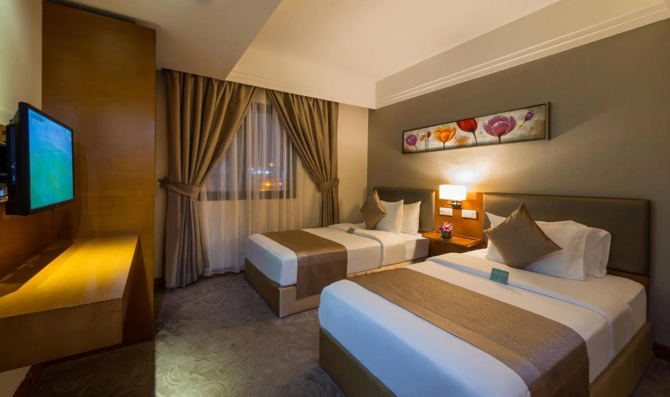 Photo of the whole room, Bed in Boudl Al Qasr