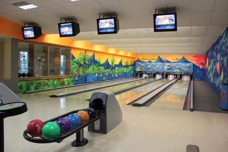 Bowling in Teke Bowling Centrum és Sport Panzió