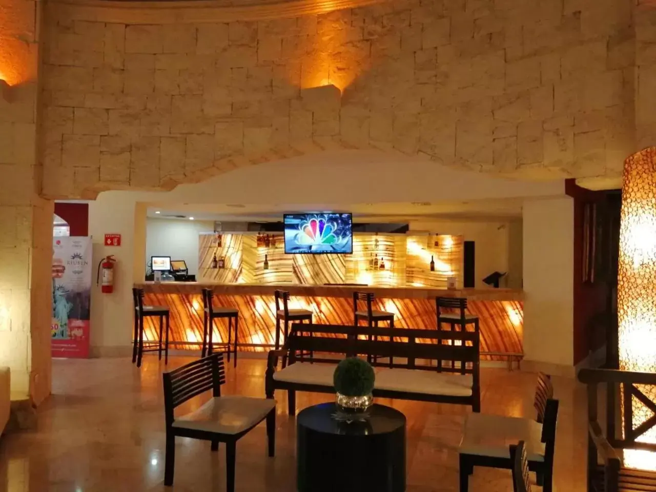 Lobby or reception, Restaurant/Places to Eat in Adhara Hacienda Cancun