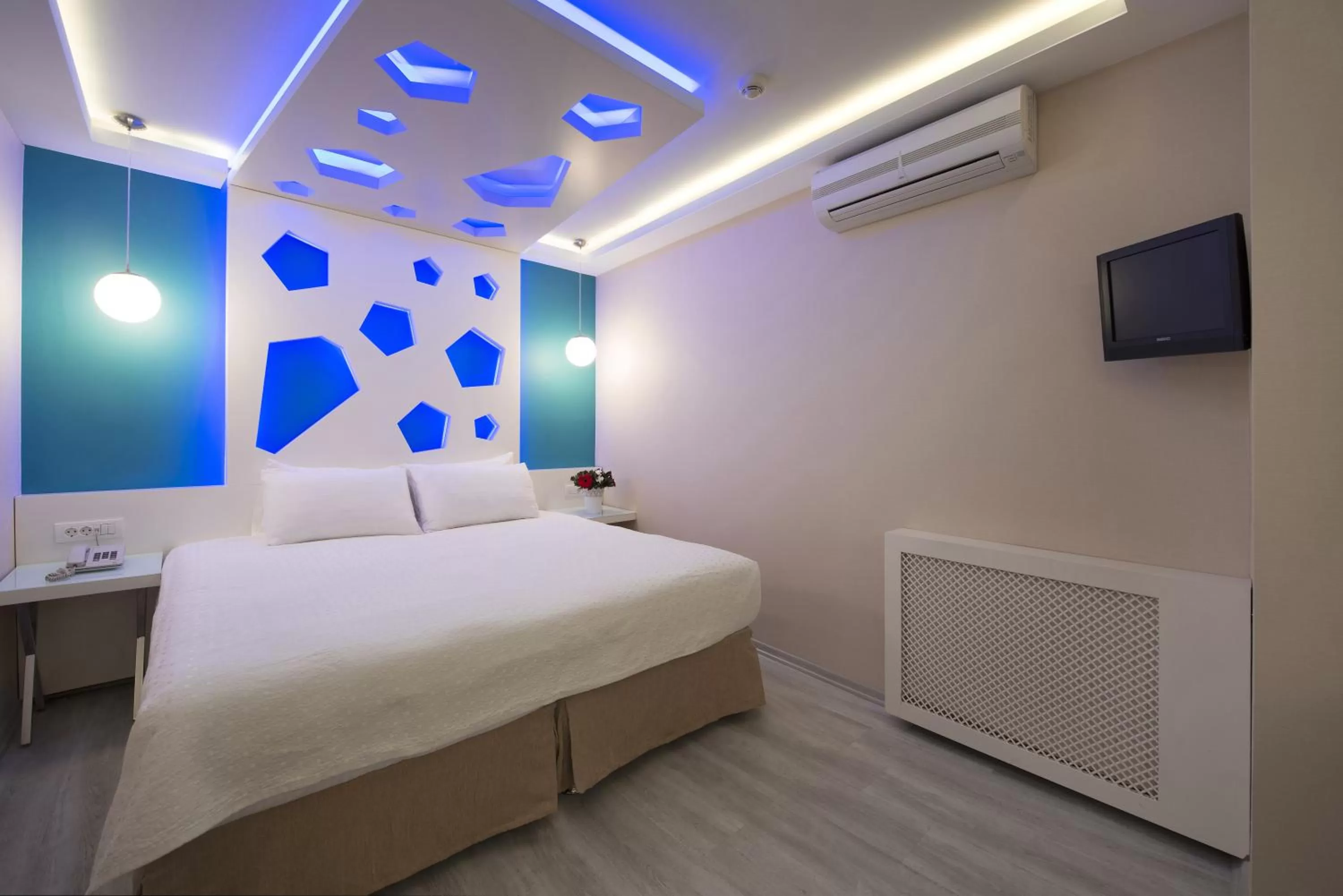 Bedroom, Bed in Hotel Evsen