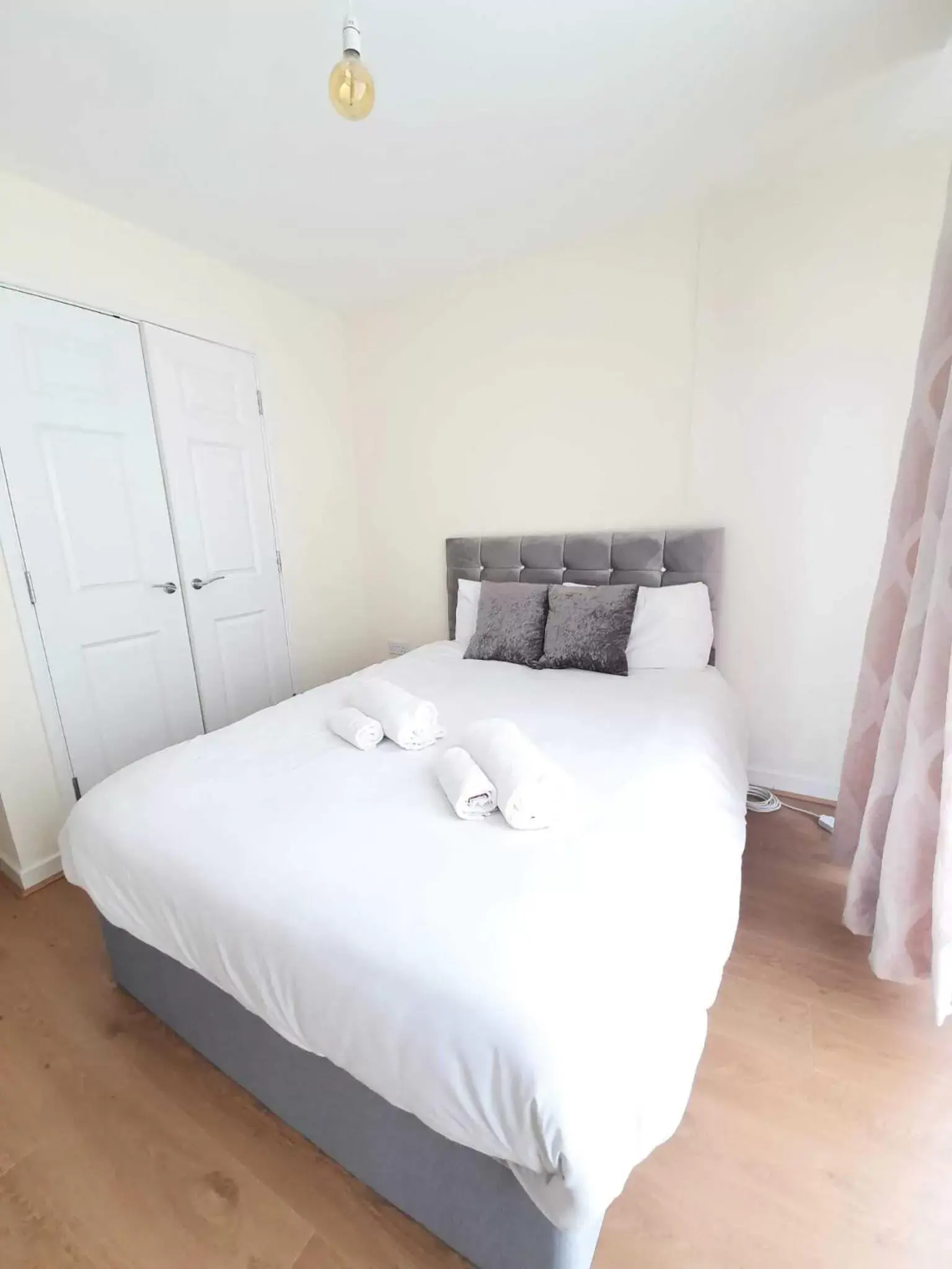 Bedroom, Bed in Dazzon Apartments - HUB - Central MK