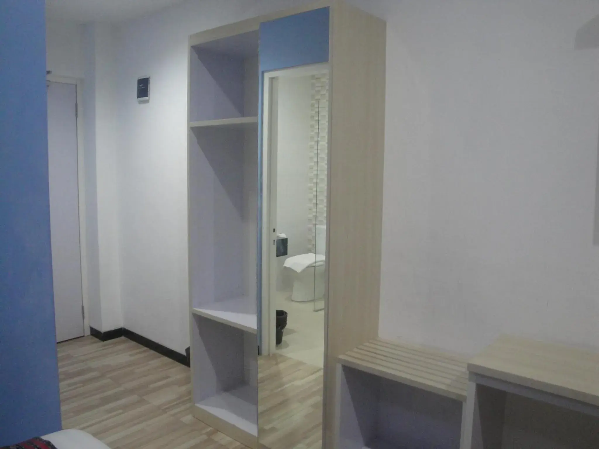 Area and facilities, Bathroom in Matahari Hotel