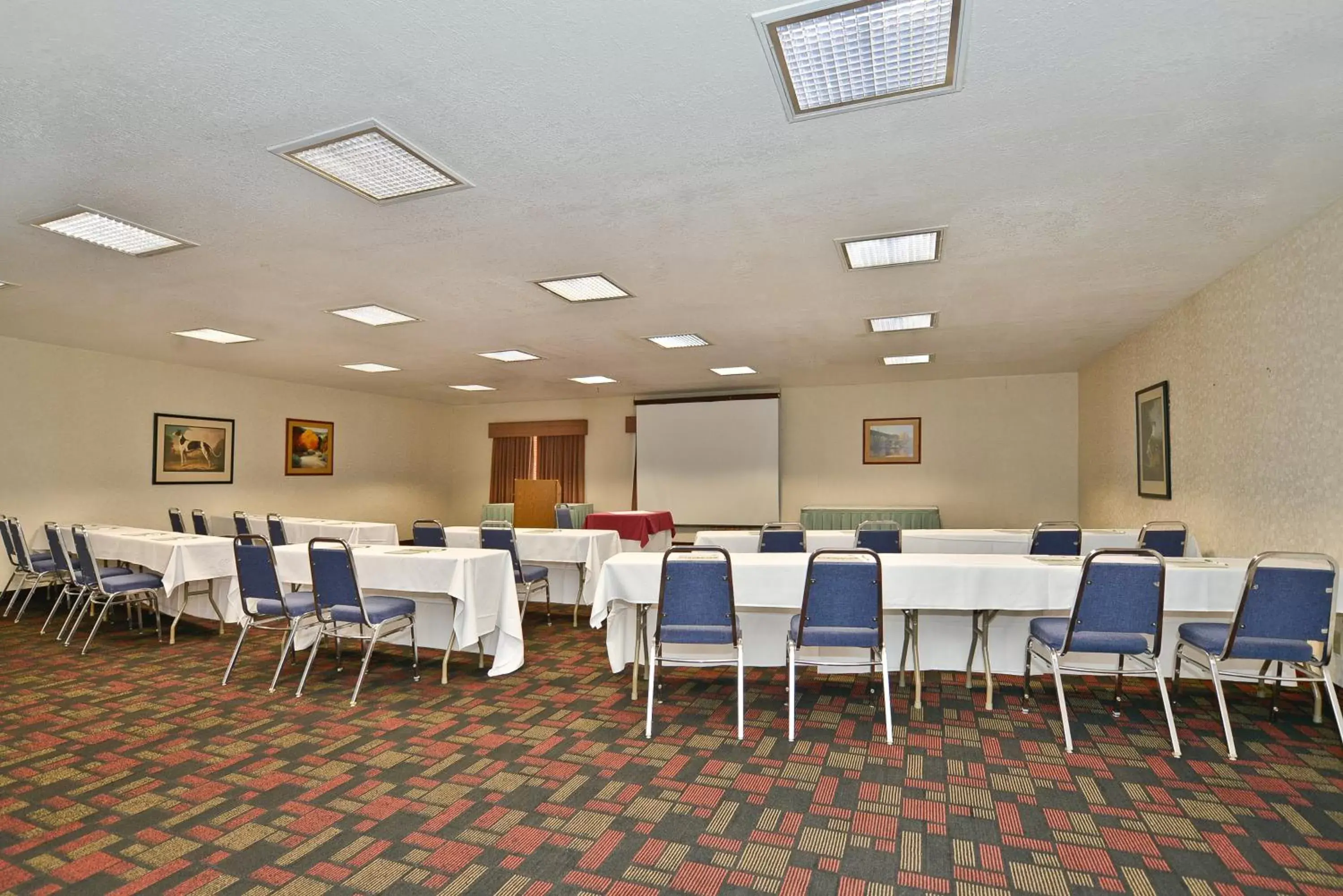 Business facilities in Ramada by Wyndham Kent Seattle Area