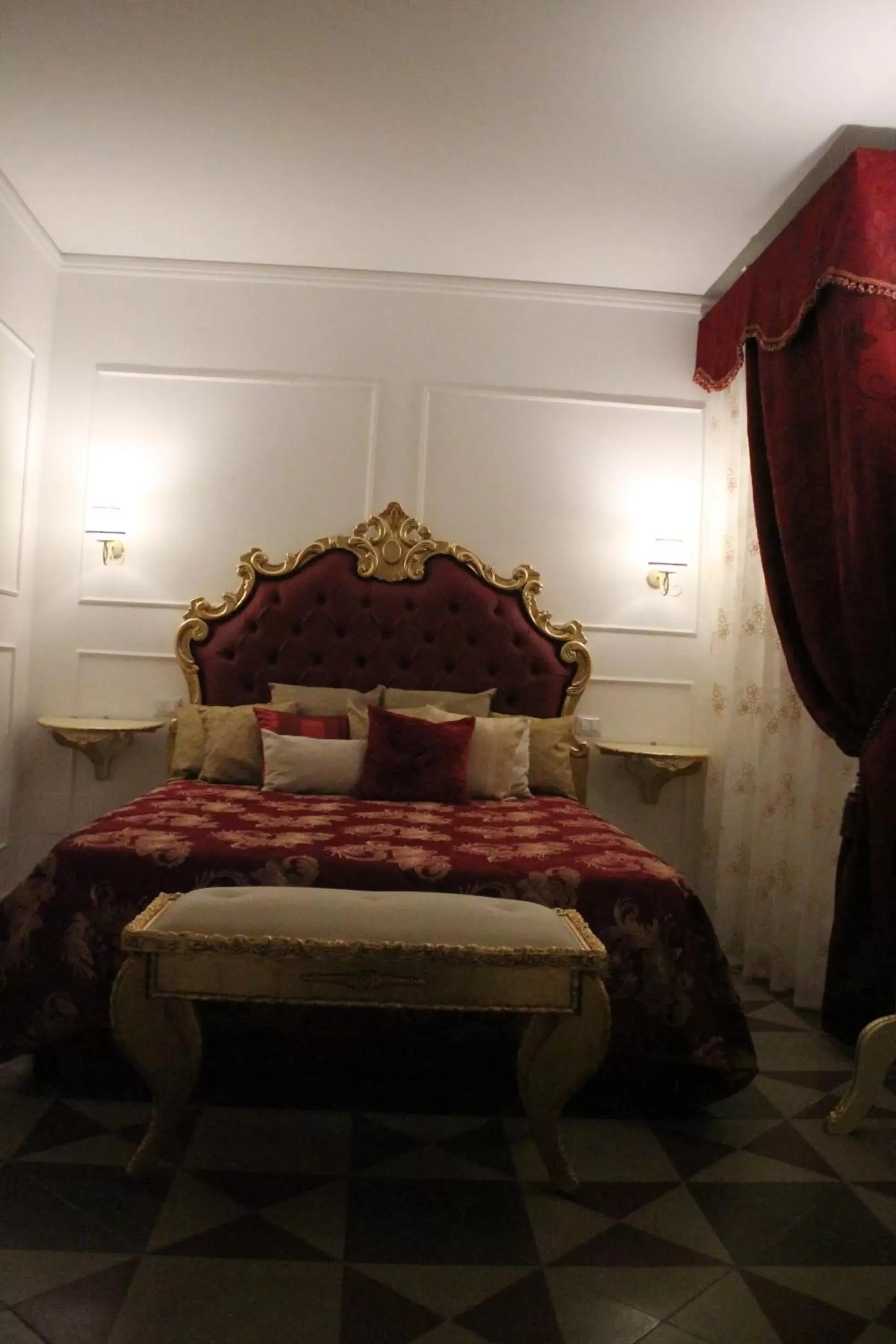 Photo of the whole room, Bed in DONNA LUCREZIA b&b Boutique Hotel Style