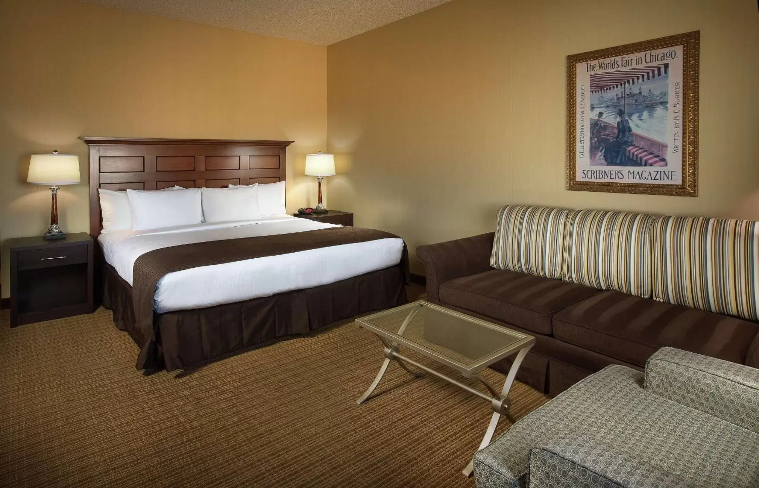 Bedroom, Bed in DoubleTree by Hilton Chicago O'Hare Airport-Rosemont