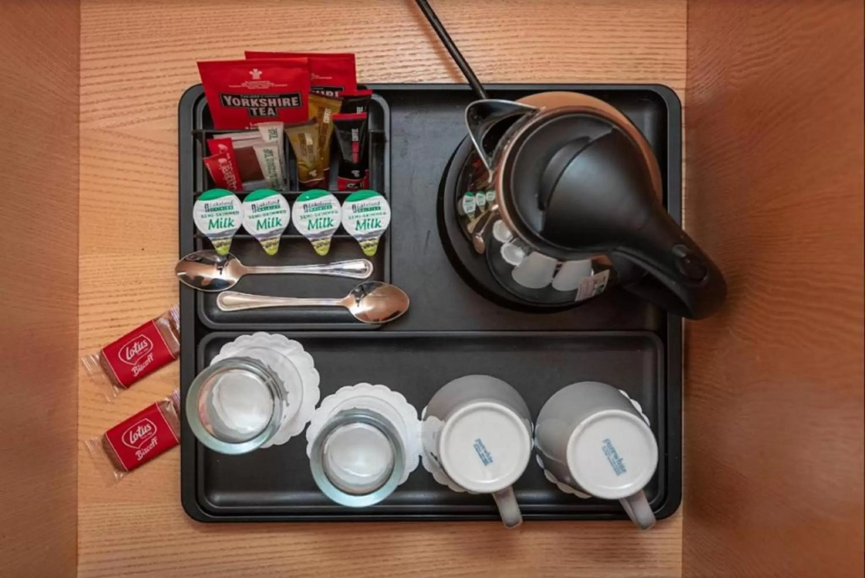 Bedroom in Holiday Inn Express Wakefield by IHG Bedroom in Holiday Inn Express Wakefield by IHG