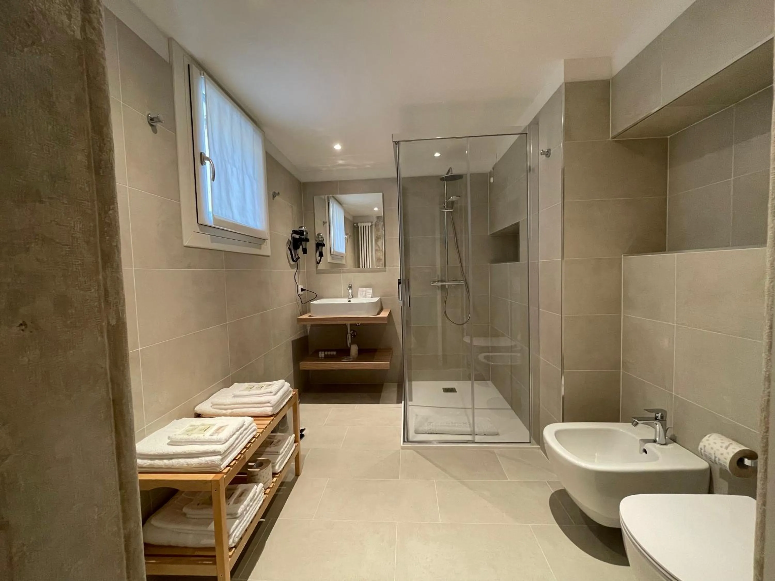 Bathroom in Hotel Venezia