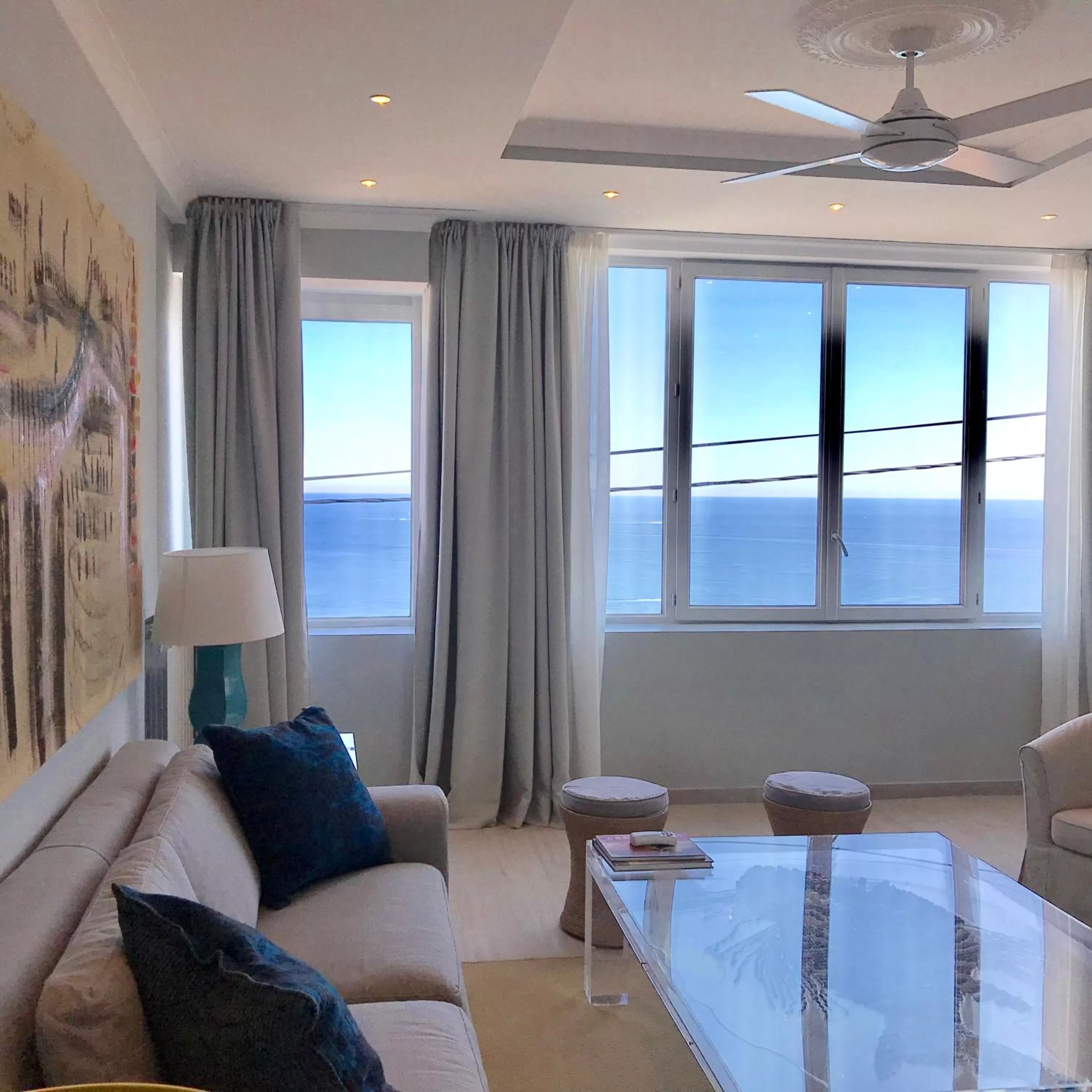 Living room in Les Lilas