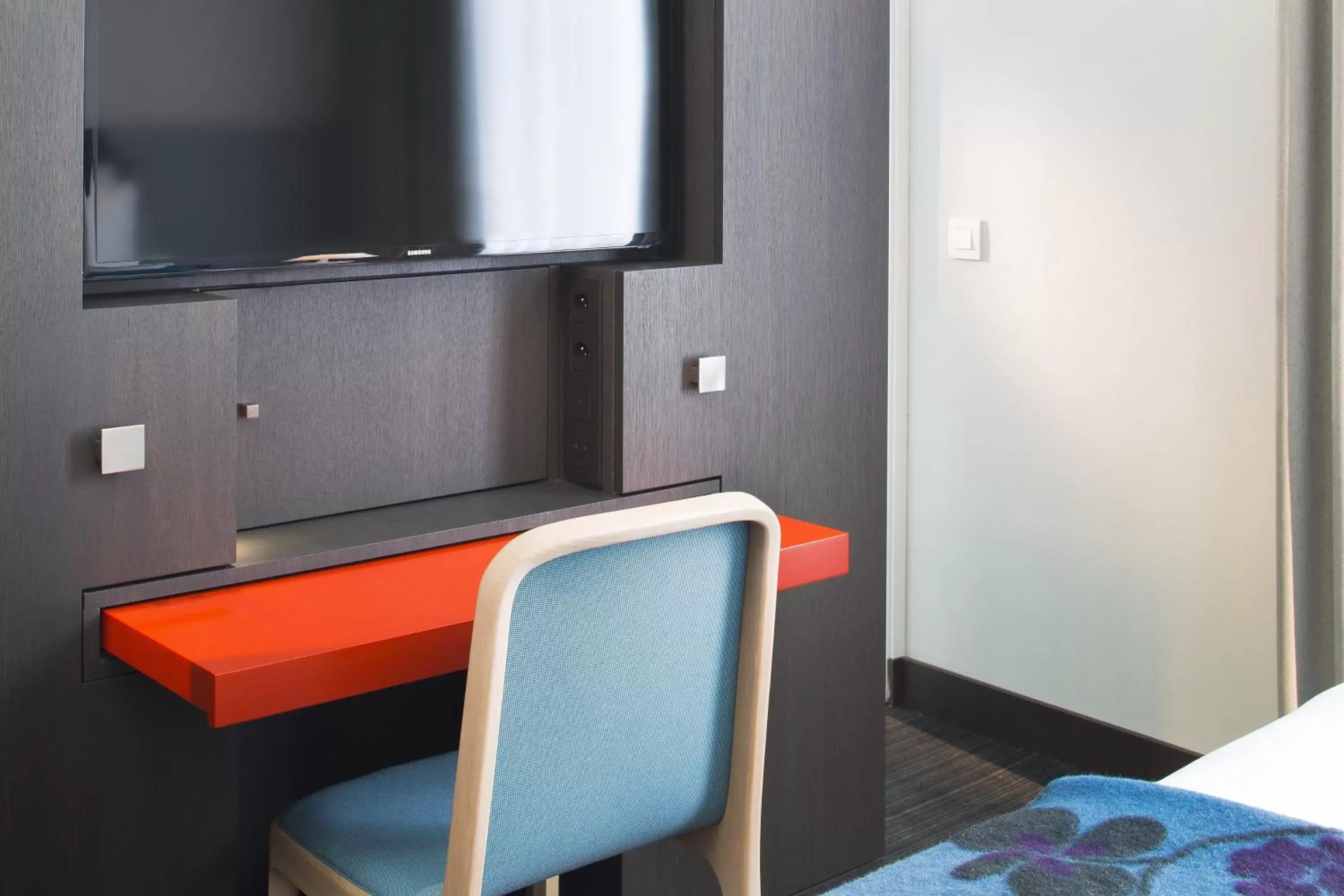 Seating area, TV/Entertainment Center in Hotel D - Strasbourg