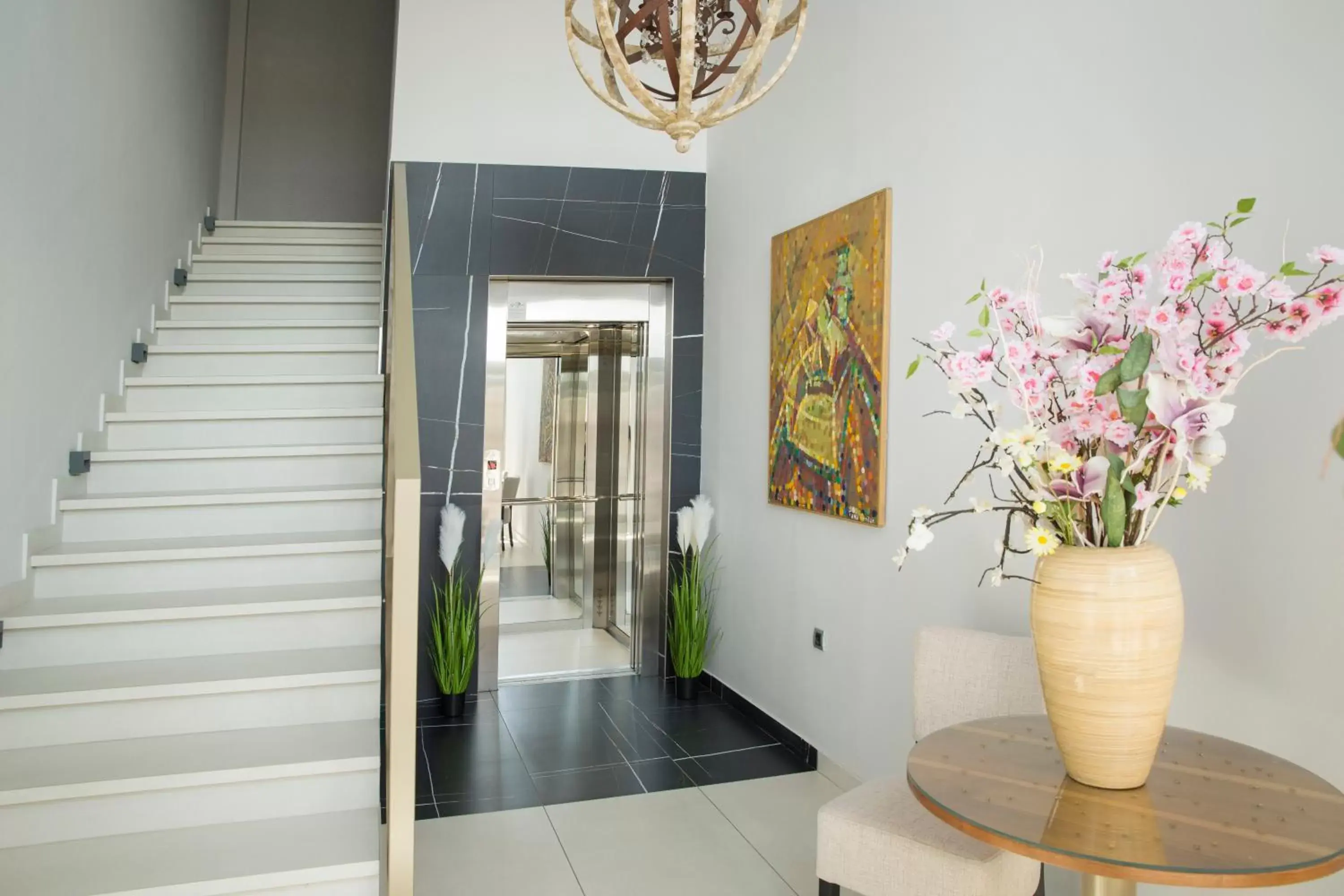 Lobby or reception in Garni Boutique Hotel Arta