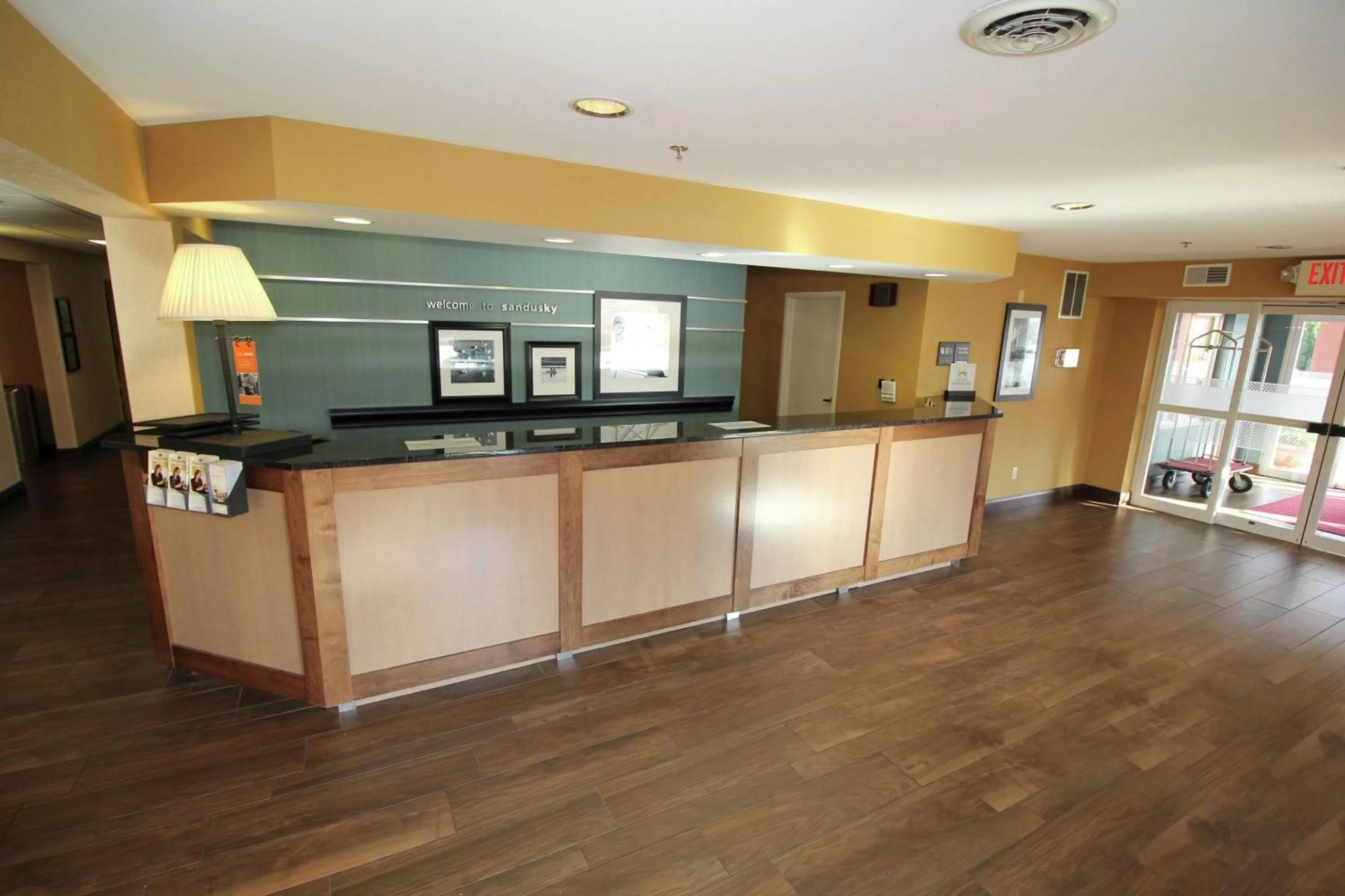 Lobby or reception in Hampton Inn Sandusky-Central