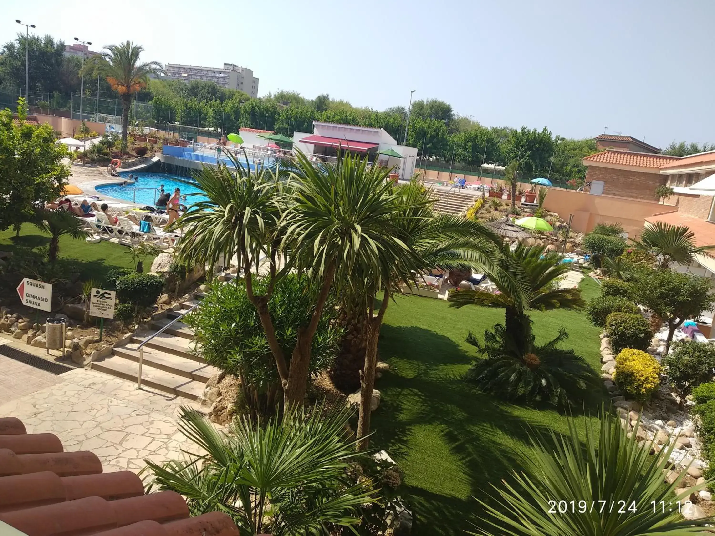 Garden view, Pool View in Hotel Esplendid