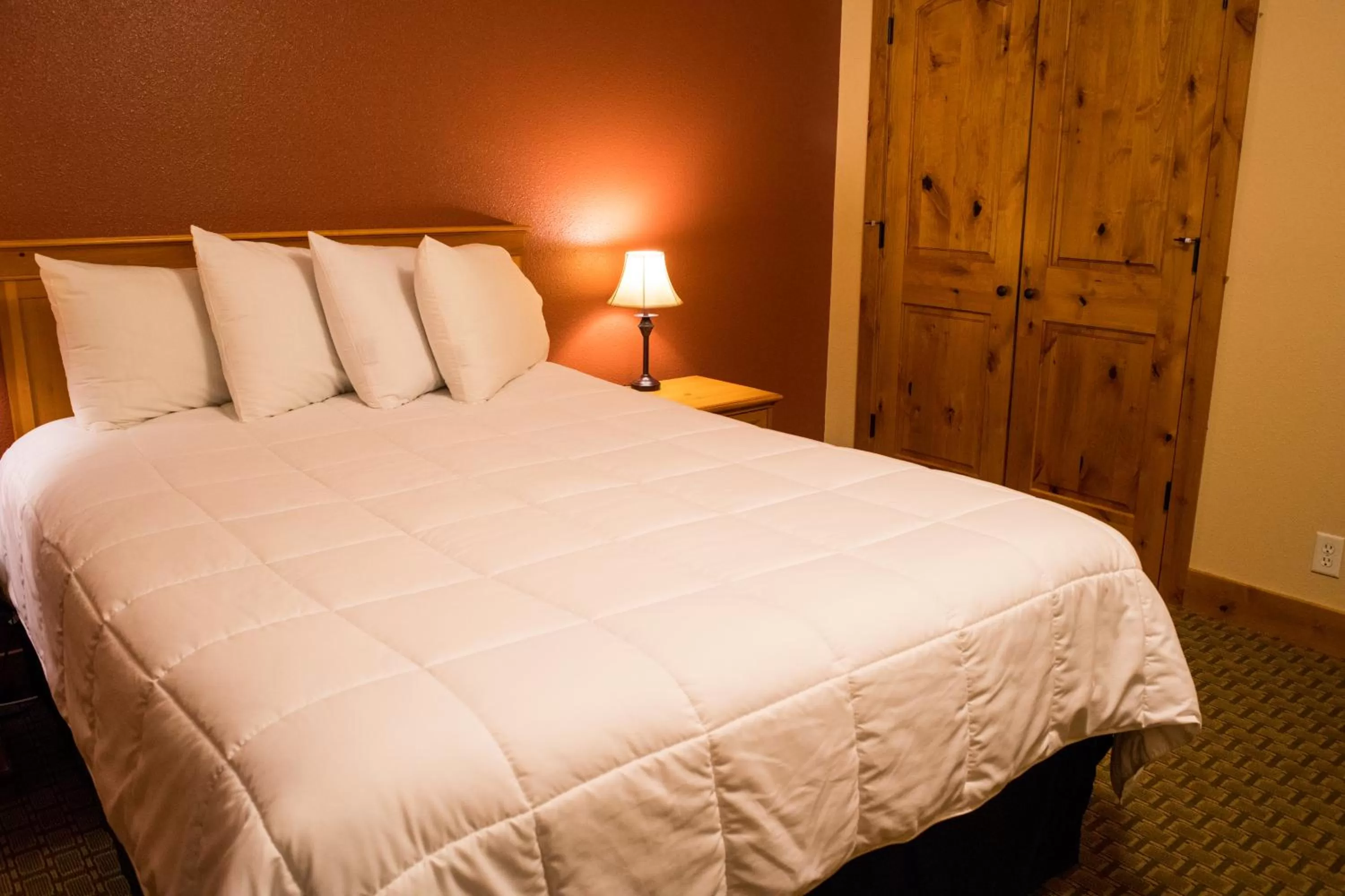 Bed in Silver Moon Inn