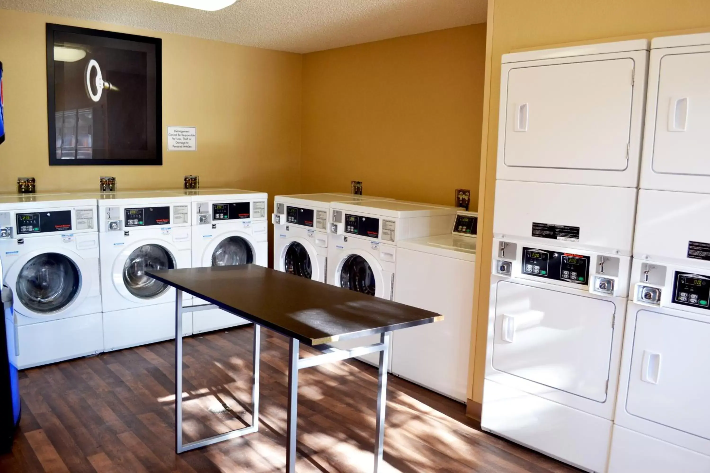 Area and facilities, Kitchen/Kitchenette in Extended Stay America Suites - Denver - Cherry Creek