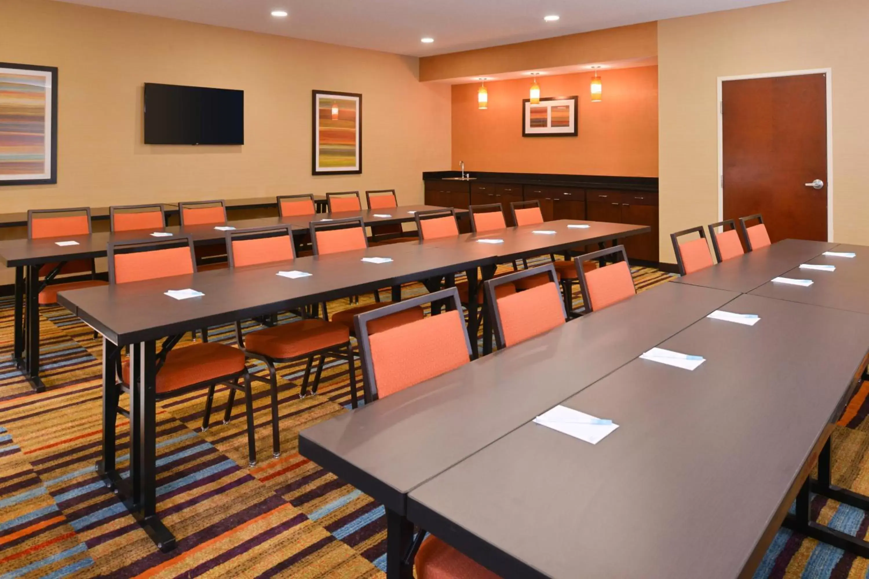 Meeting/conference room in Fairfield Inn & Suites Louisville North