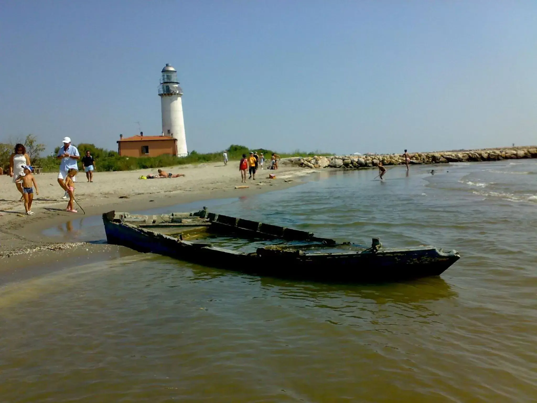 Area and facilities, Beach in Ferrari