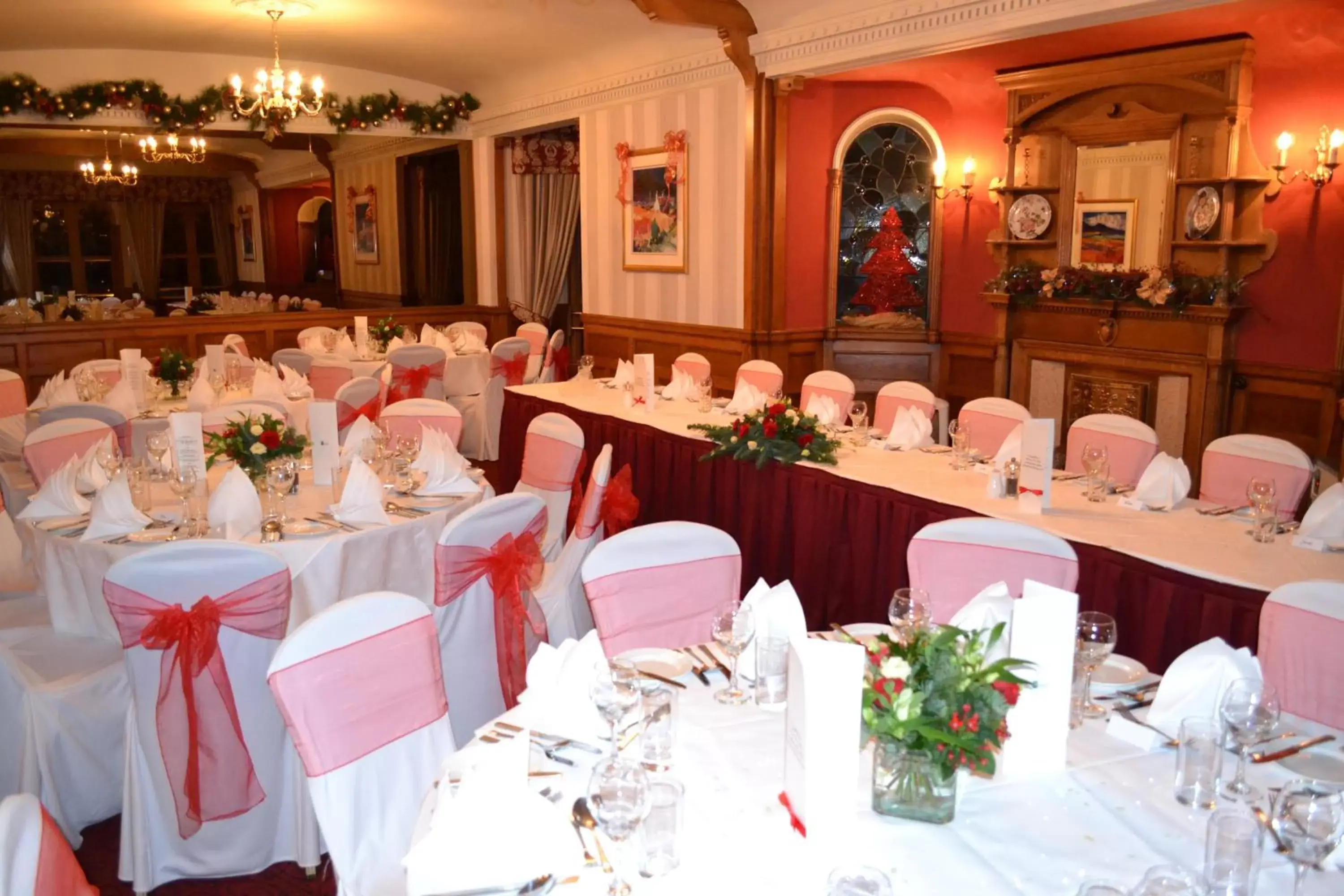 Restaurant/places to eat, Banquet Facilities in Atholl Hotel